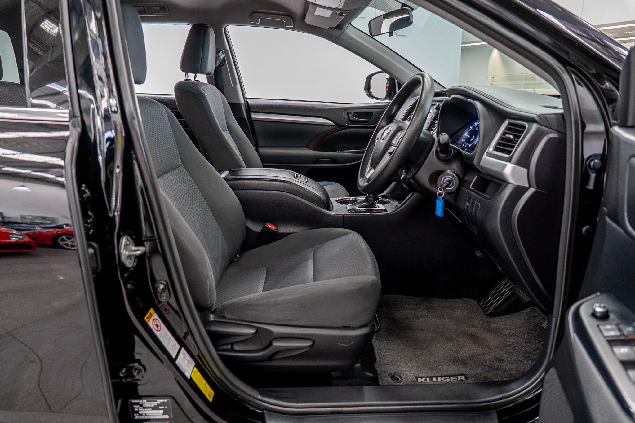2015 TOYOTA KLUGER GSU50R GX (4X2) 6 SP AUTOMATIC 4D WAGON