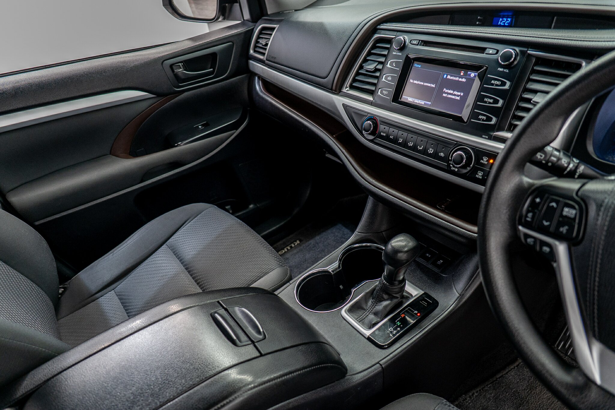 2015 TOYOTA KLUGER GSU50R GX (4X2) 6 SP AUTOMATIC 4D WAGON