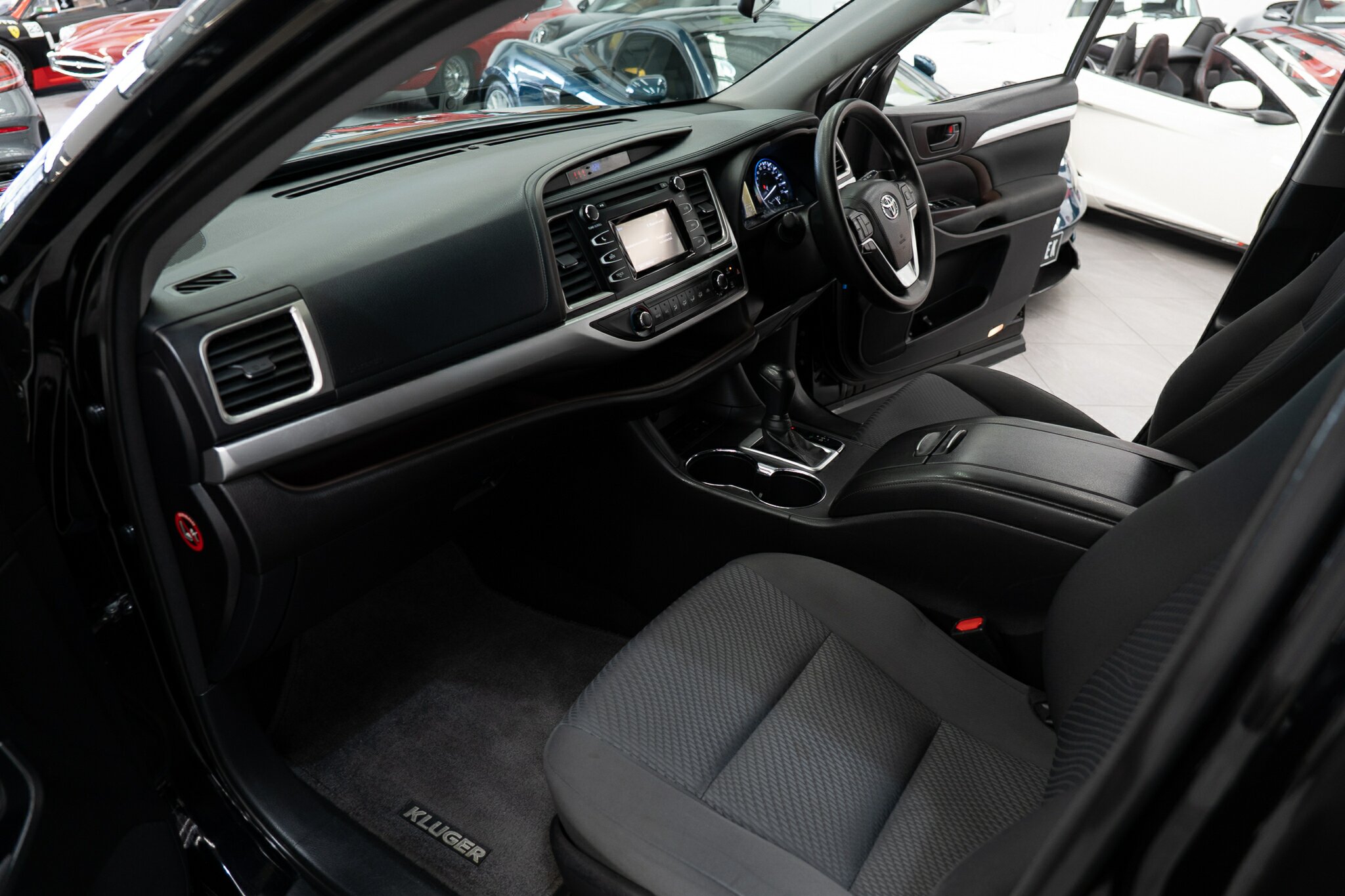 2015 TOYOTA KLUGER GSU50R GX (4X2) 6 SP AUTOMATIC 4D WAGON