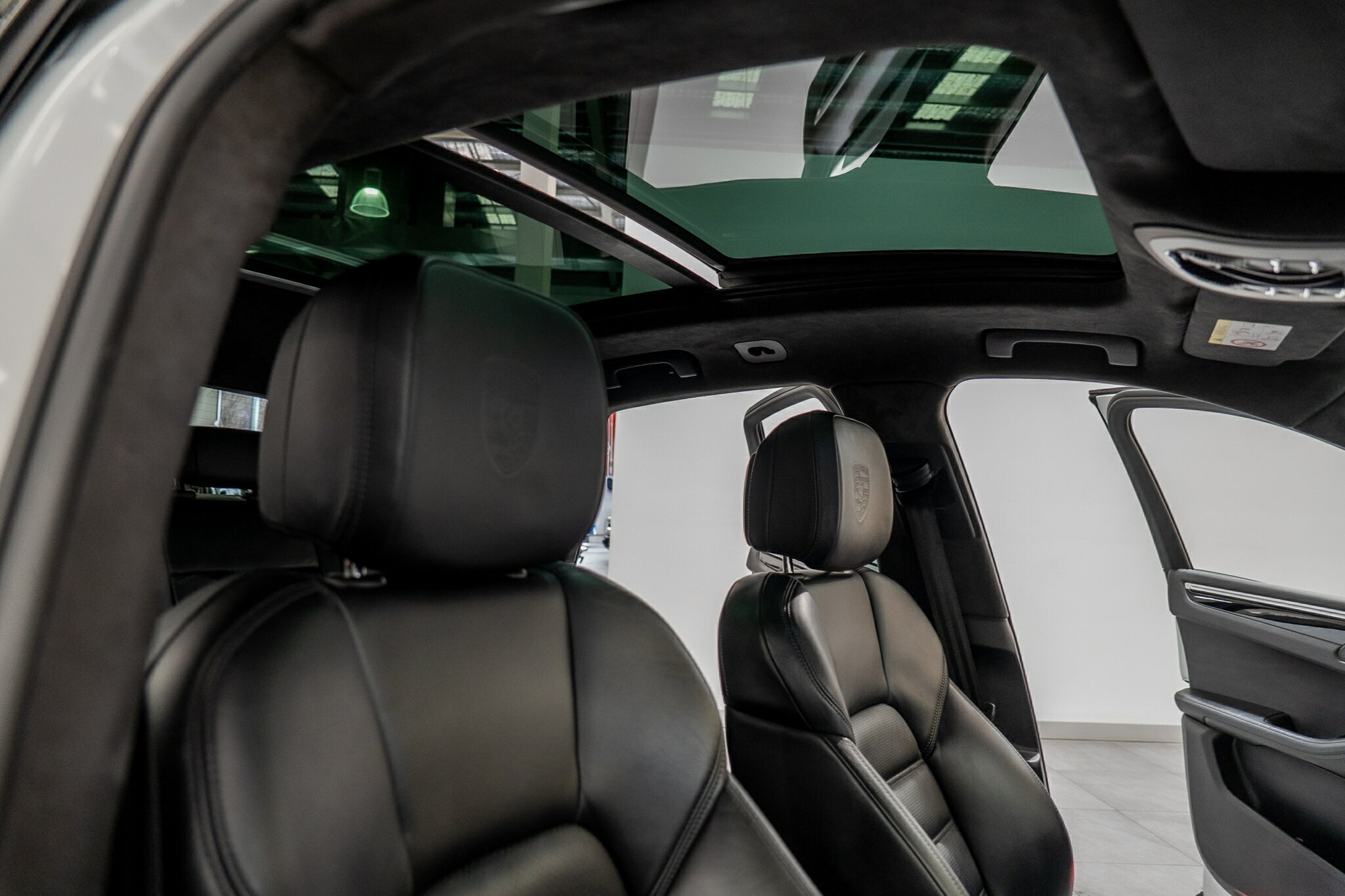 2016 PORSCHE MACAN MY17 TURBO 7 SP AUTO DUAL CLUTCH 4D WAGON