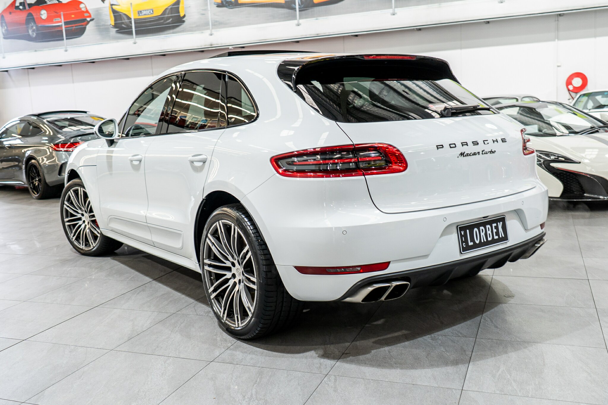 2016 PORSCHE MACAN MY17 TURBO 7 SP AUTO DUAL CLUTCH 4D WAGON