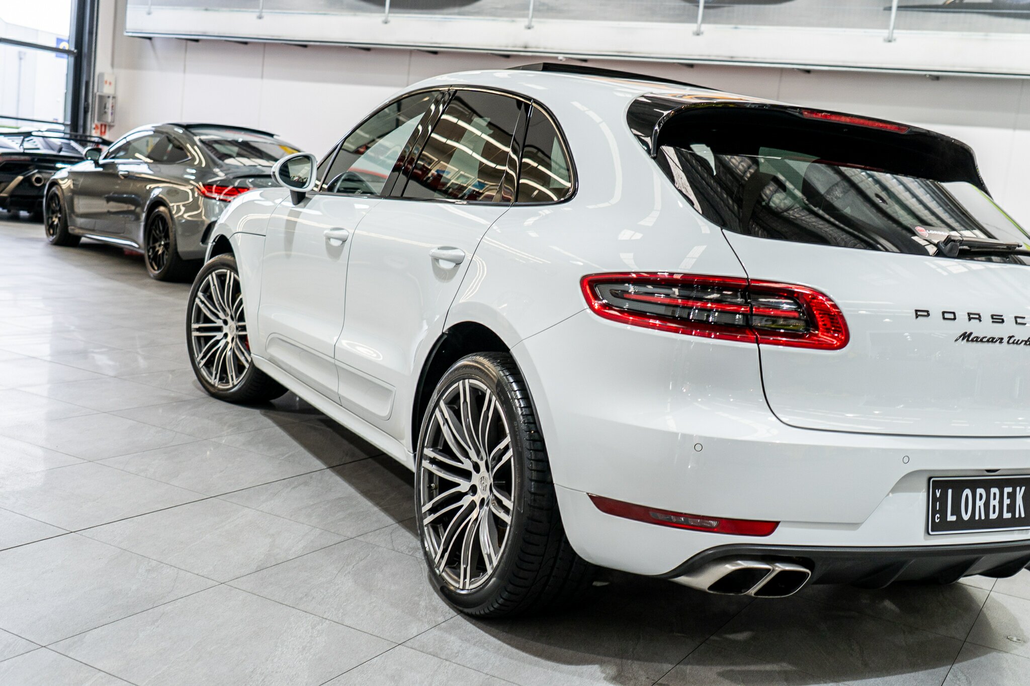 2016 PORSCHE MACAN MY17 TURBO 7 SP AUTO DUAL CLUTCH 4D WAGON