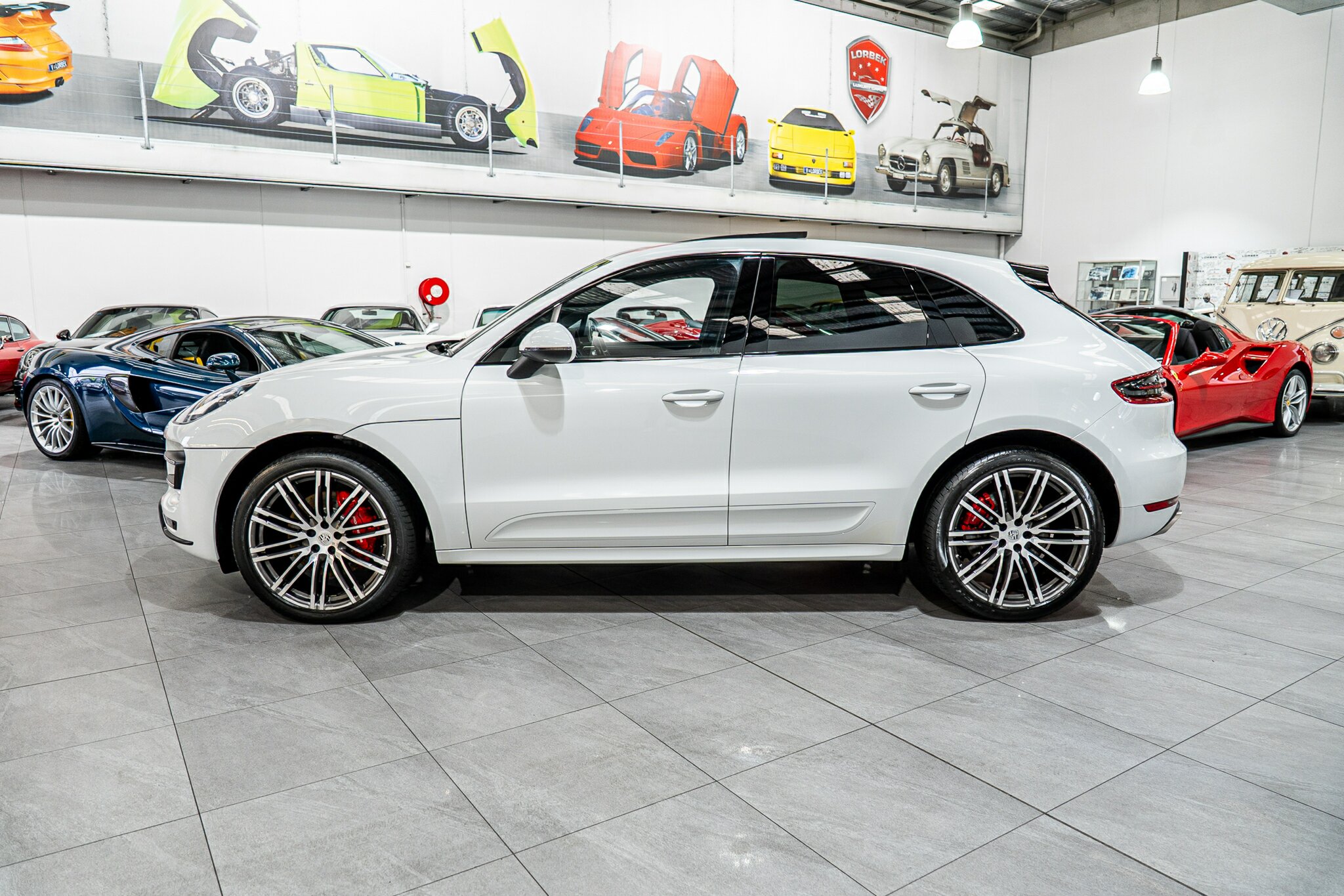 2016 PORSCHE MACAN MY17 TURBO 7 SP AUTO DUAL CLUTCH 4D WAGON