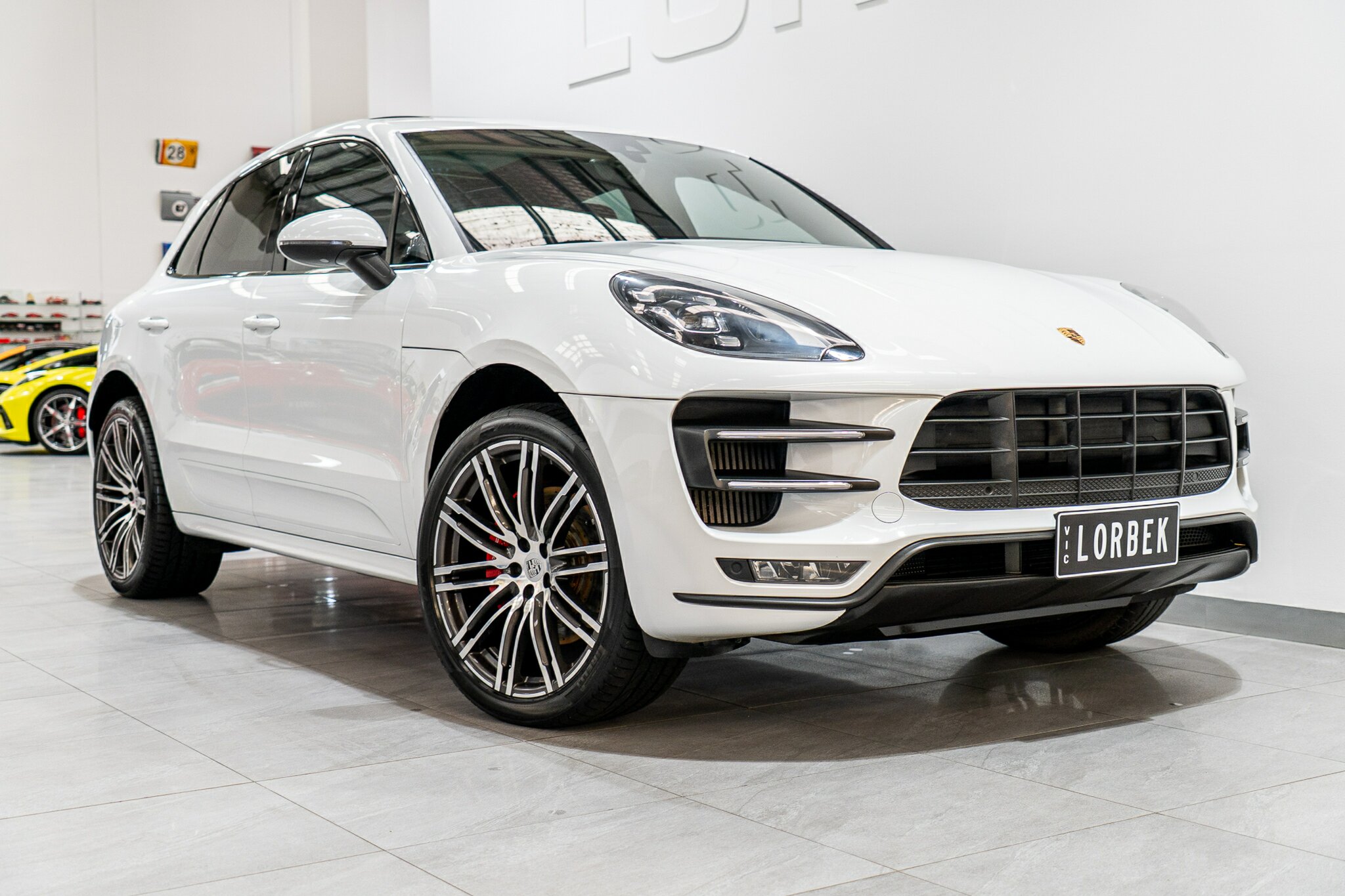 2016 PORSCHE MACAN MY17 TURBO 7 SP AUTO DUAL CLUTCH 4D WAGON