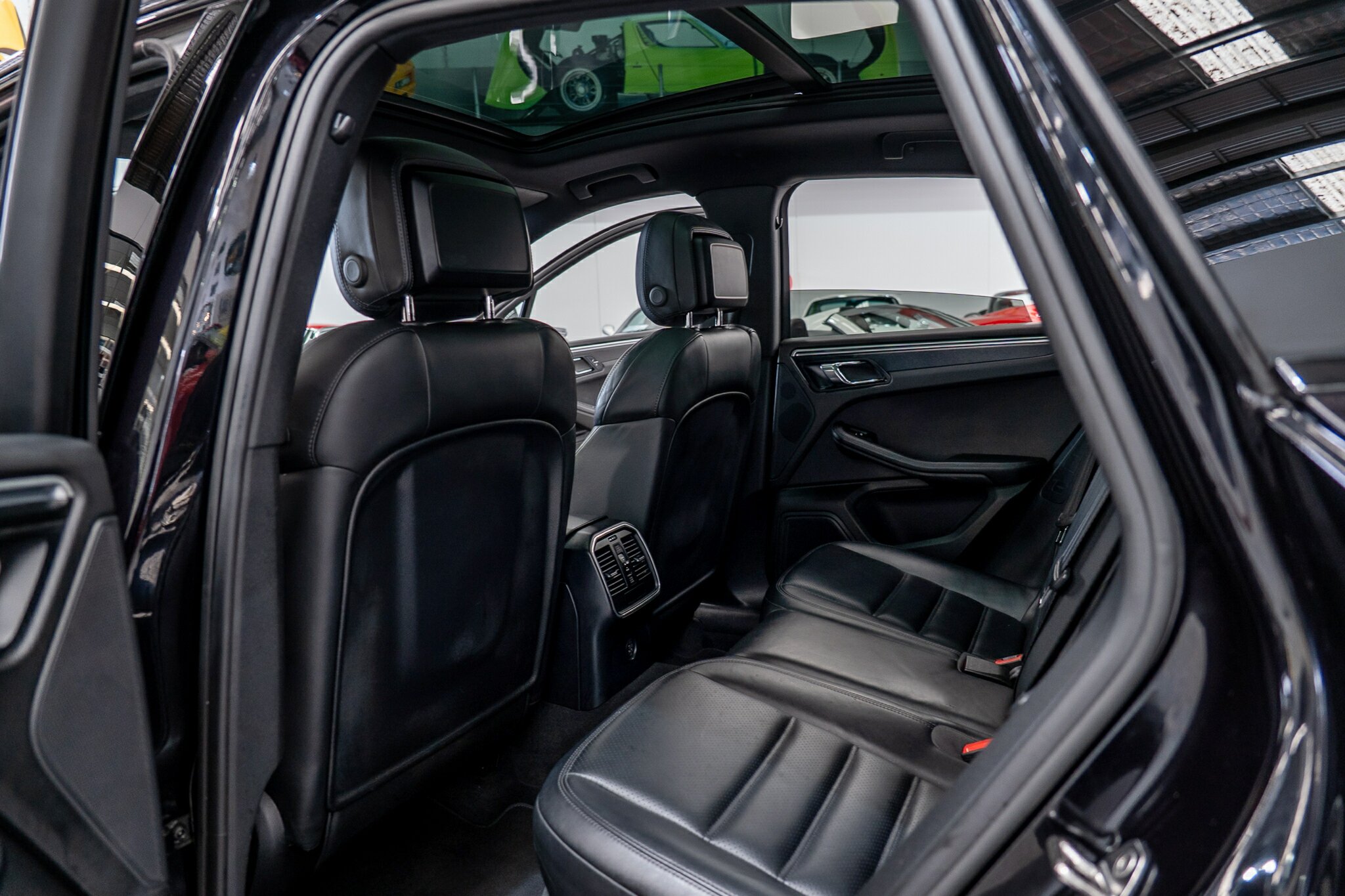 2016 PORSCHE MACAN MY17 GTS 7 SP AUTO DUAL CLUTCH 4D WAGON