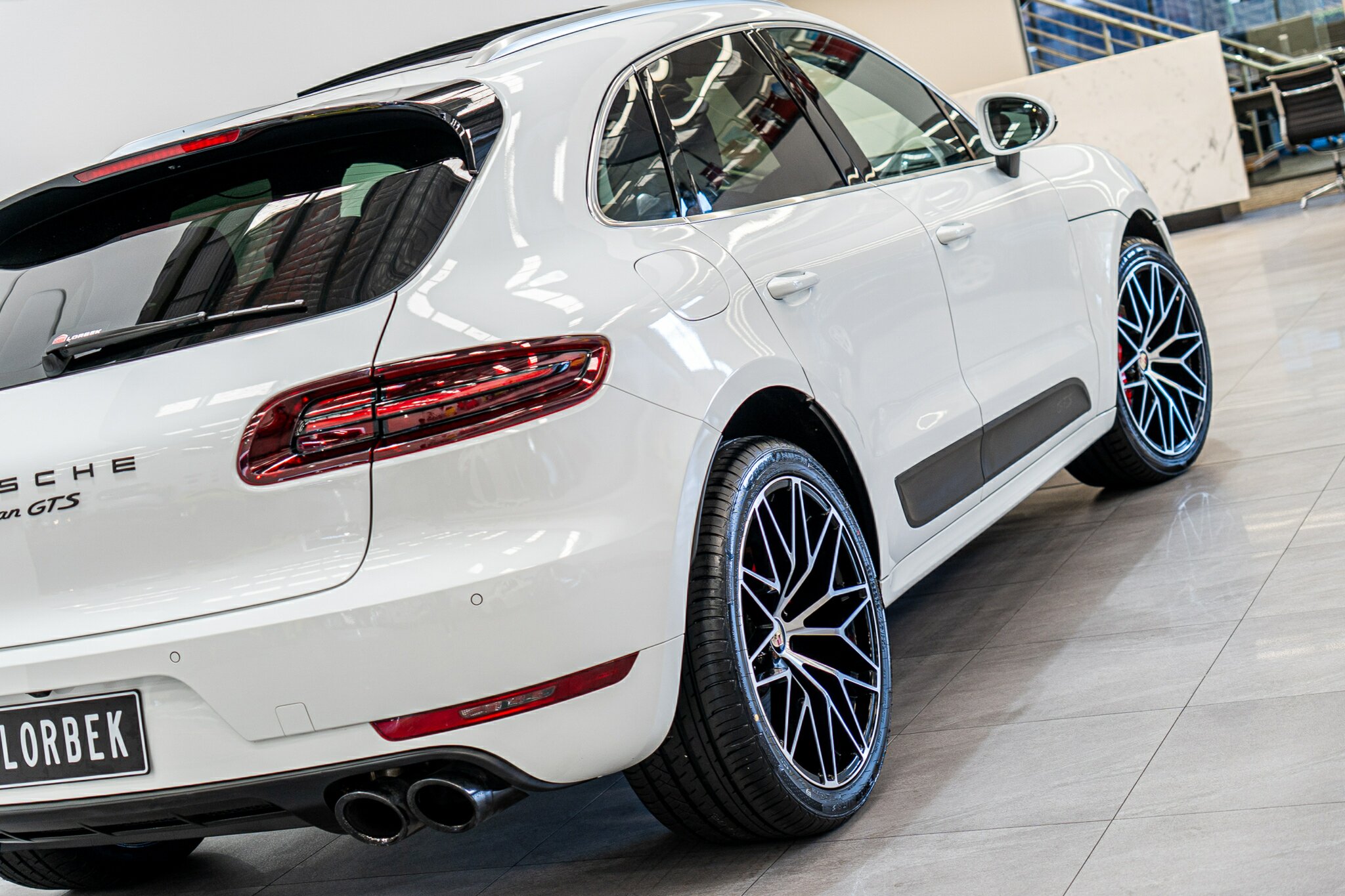 2016 PORSCHE MACAN MY17 GTS 7 SP AUTO DUAL CLUTCH 4D WAGON