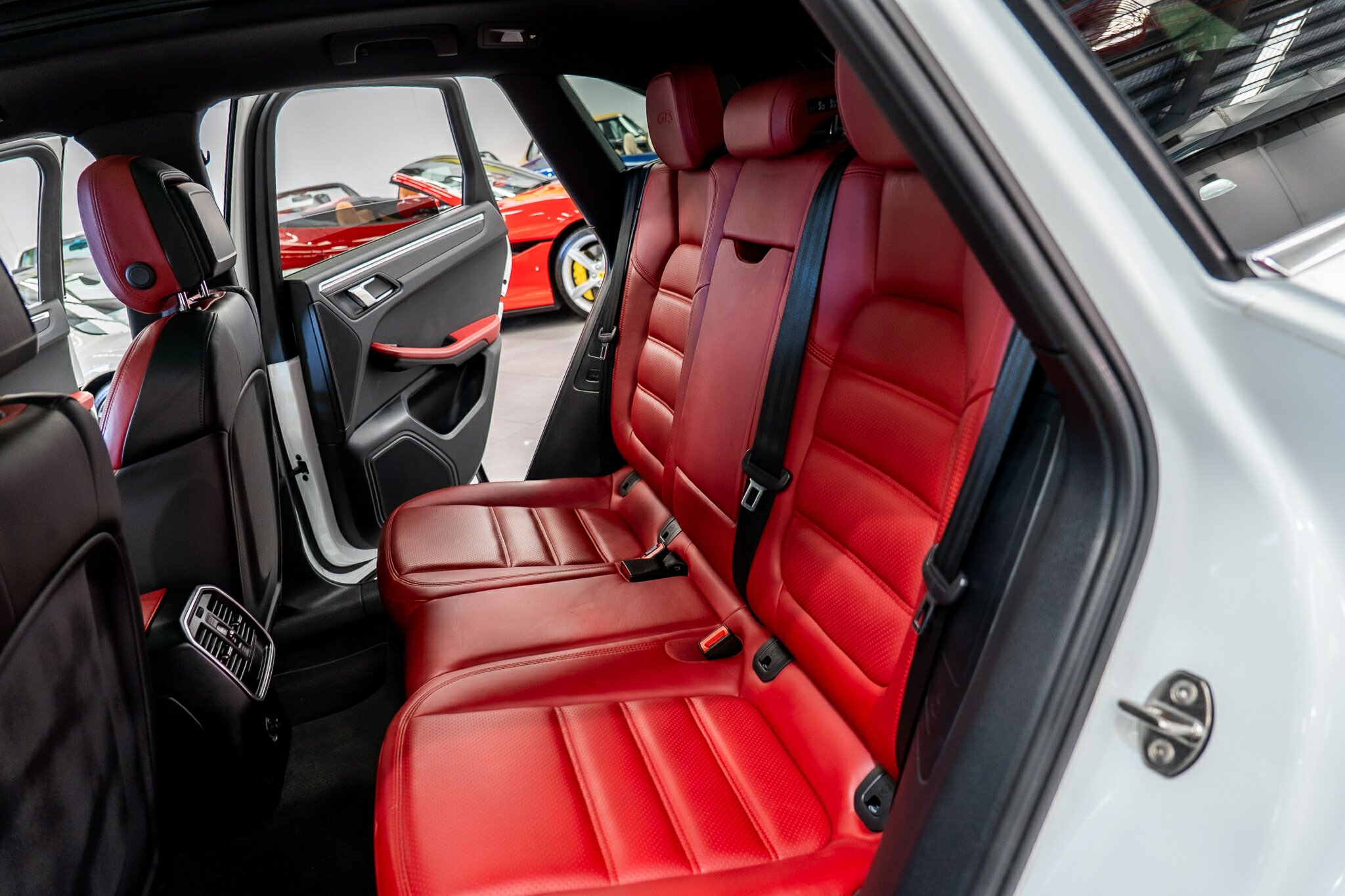 2016 PORSCHE MACAN MY17 GTS 7 SP AUTO DUAL CLUTCH 4D WAGON
