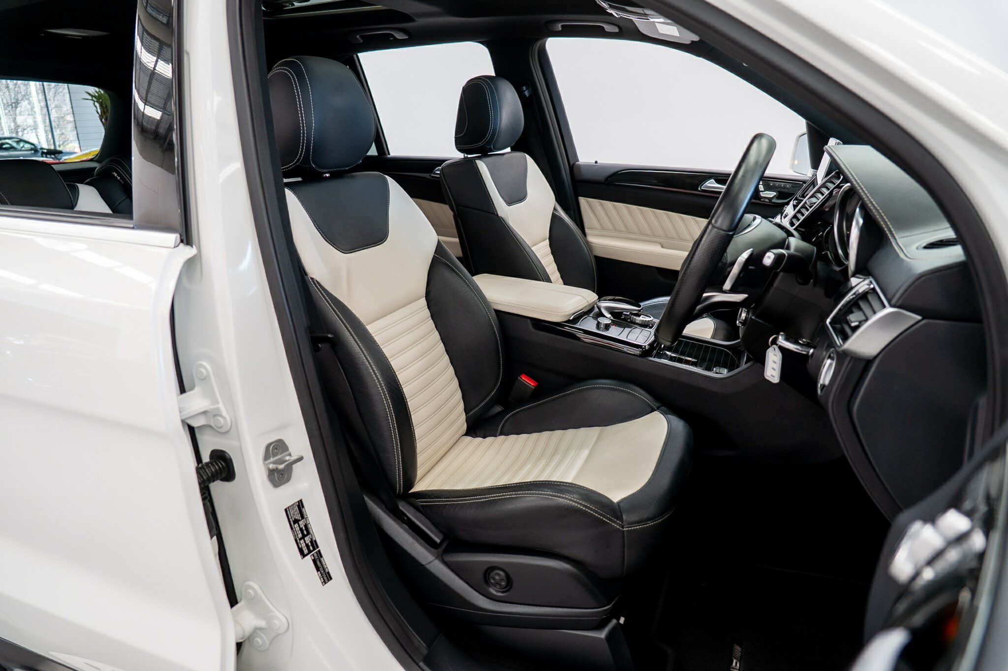 2016 MERCEDES-BENZ GLE500 166 7 SP AUTOMATIC 4D WAGON