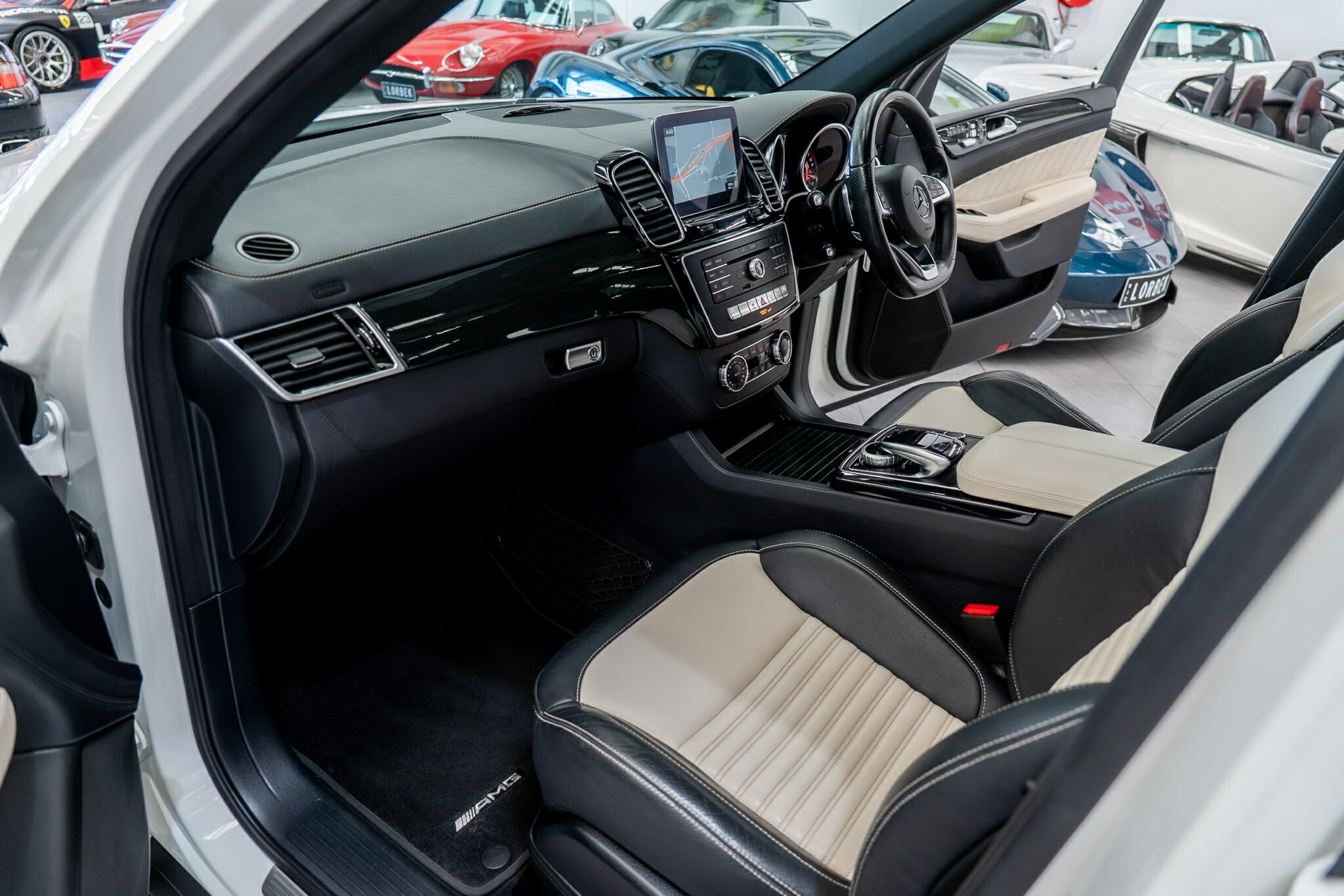 2016 MERCEDES-BENZ GLE500 166 7 SP AUTOMATIC 4D WAGON