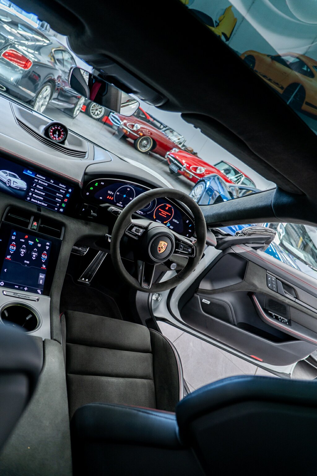 2022 PORSCHE TAYCAN Y1A MY22 GTS 1 FRONT AND 2 REAR AUTO 4D COUPE