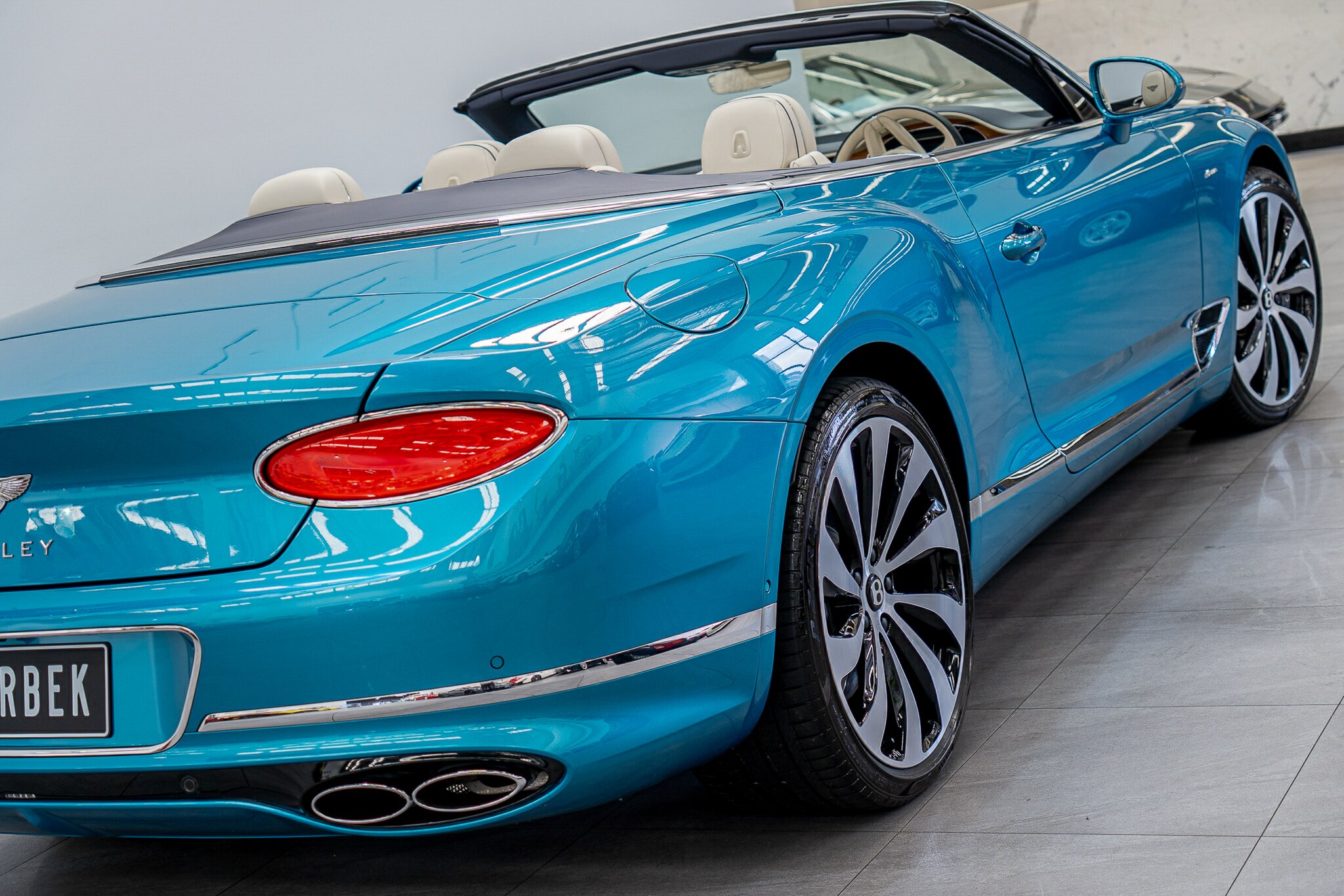 2024 BENTLEY CONTINENTAL 3S GT AZURE 8 SP AUTO DUAL CLUTCH 2D CONVERTIBLE