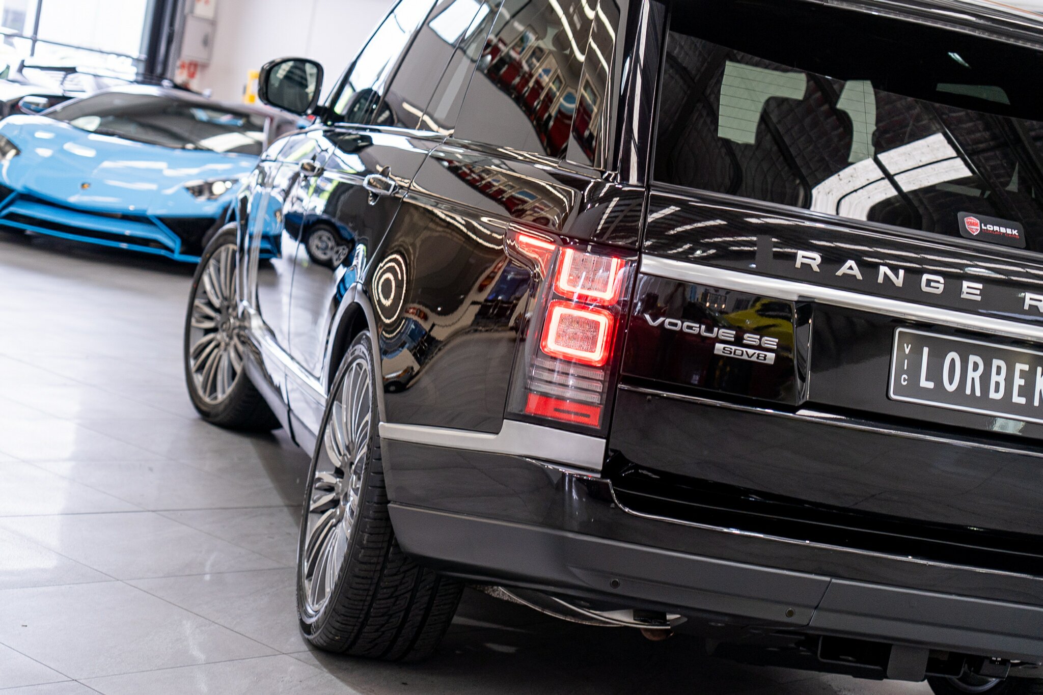 2017 RANGE ROVER RANGE ROVER LG MY17 VOGUE SE SDV8 8 SP AUTOMATIC 4D WAGON