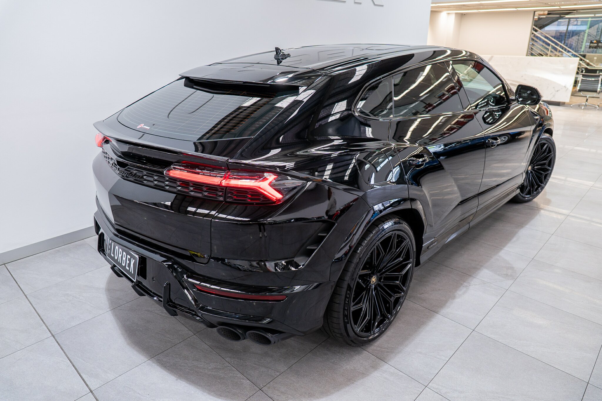 2025 LAMBORGHINI URUS 636 MY19 5 SEAT 8 SP AUTOMATIC 4D WAGON
