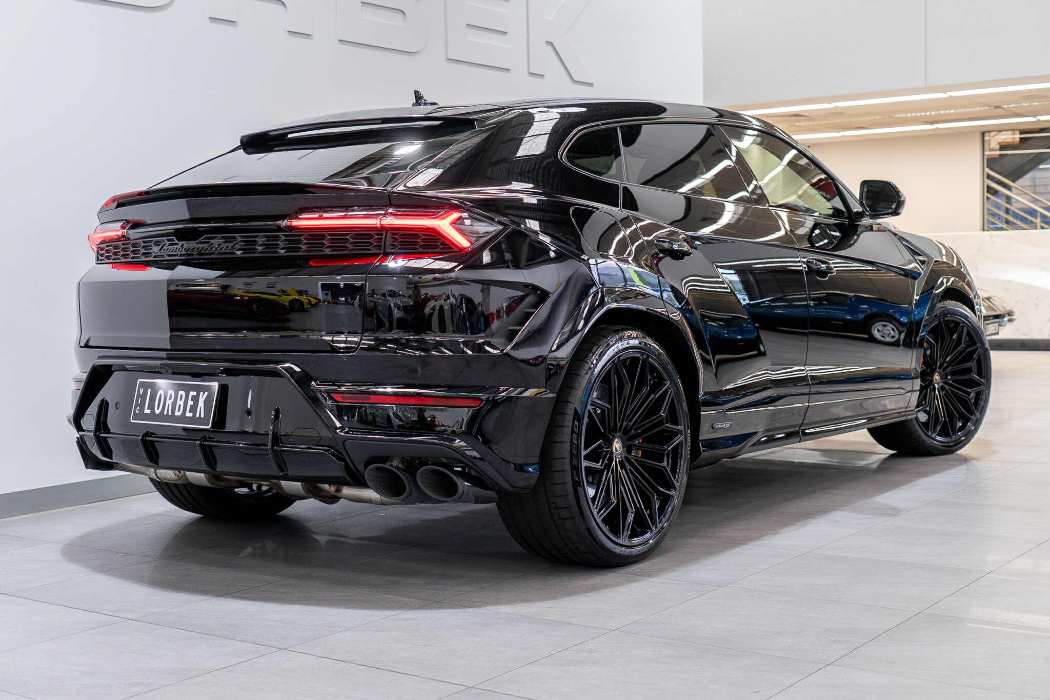 2025 LAMBORGHINI URUS 636 MY19 5 SEAT 8 SP AUTOMATIC 4D WAGON