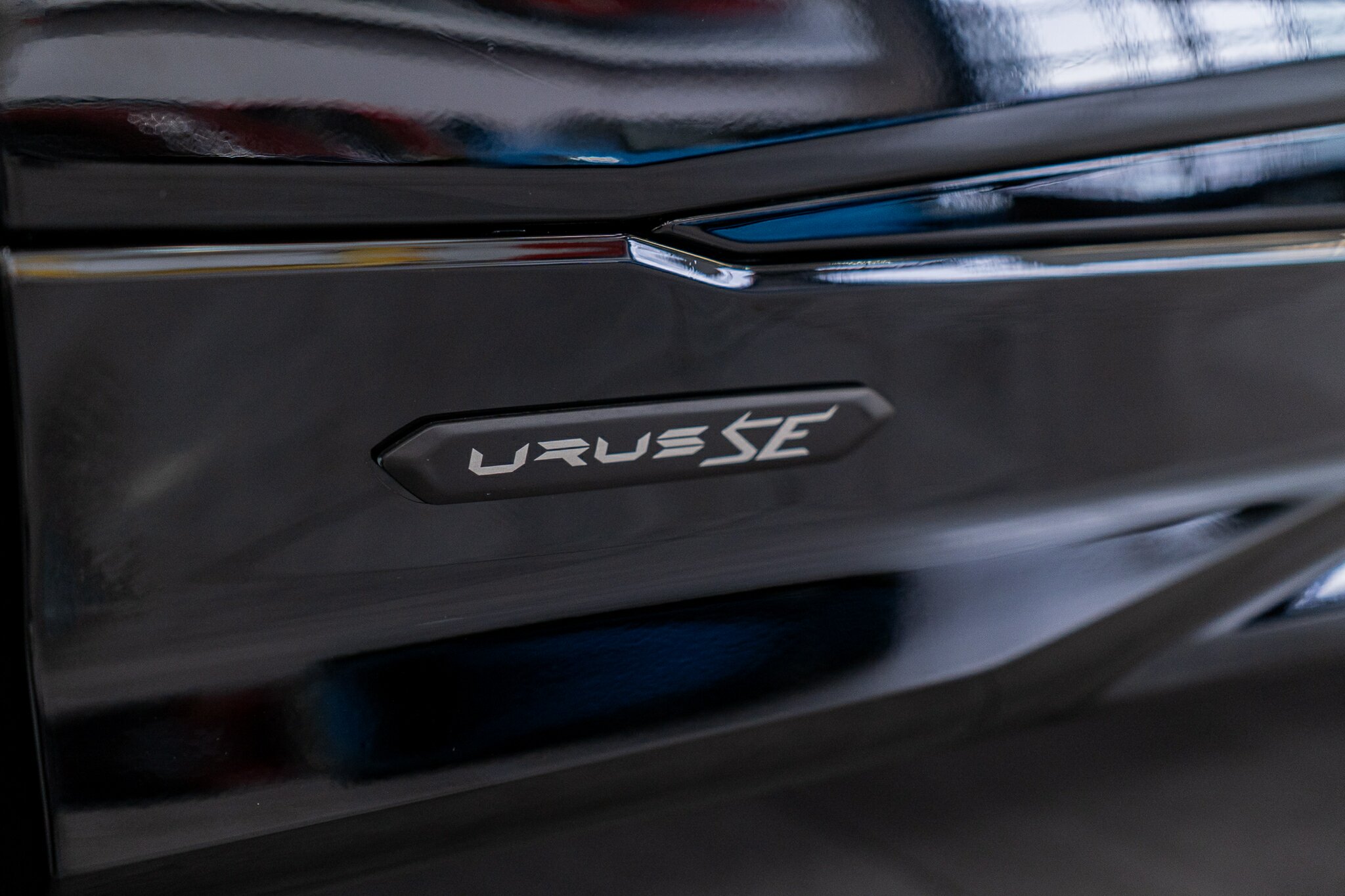 2025 LAMBORGHINI URUS 636 MY19 5 SEAT 8 SP AUTOMATIC 4D WAGON