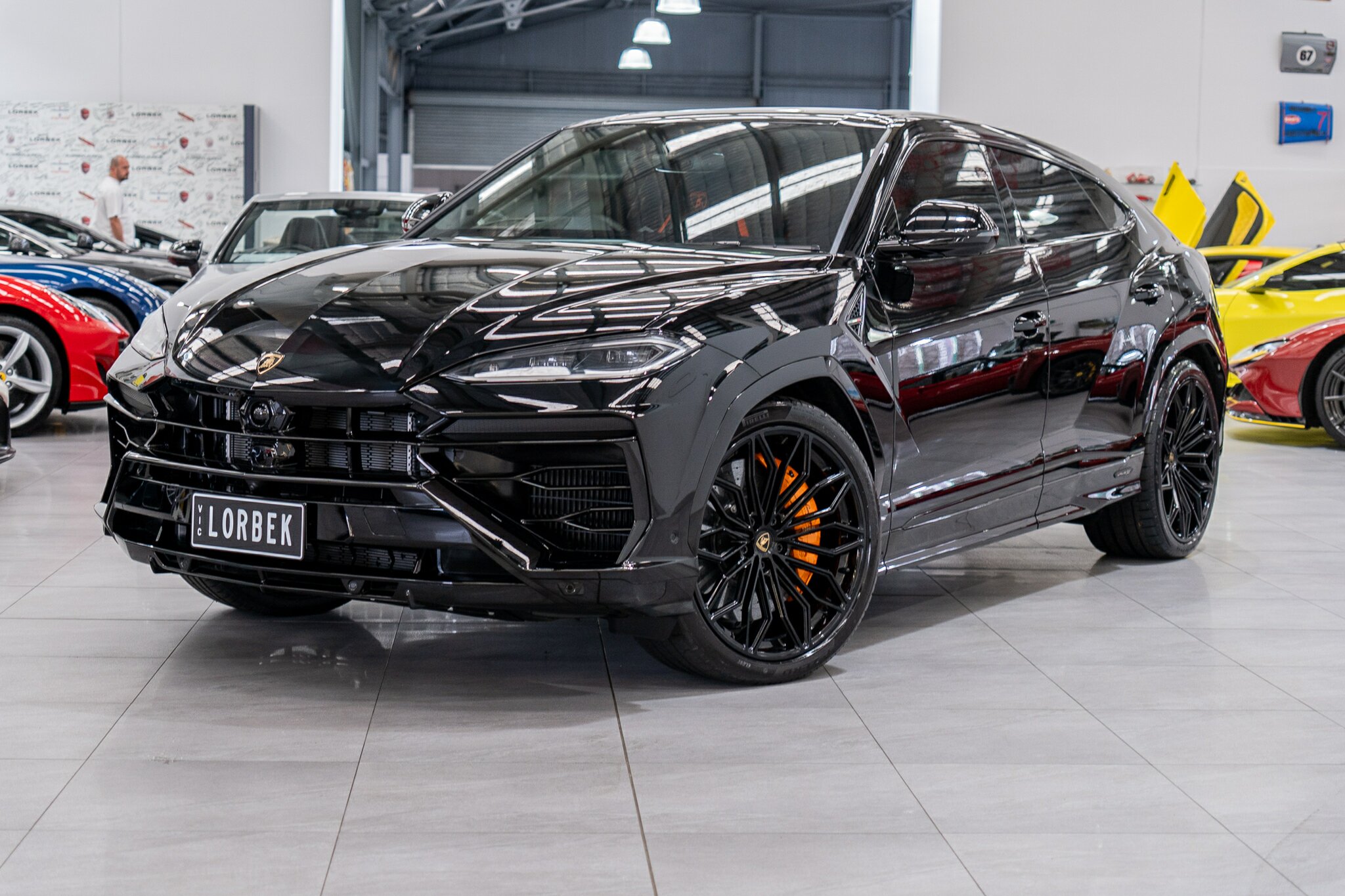 2025 LAMBORGHINI URUS 636 MY19 5 SEAT 8 SP AUTOMATIC 4D WAGON
