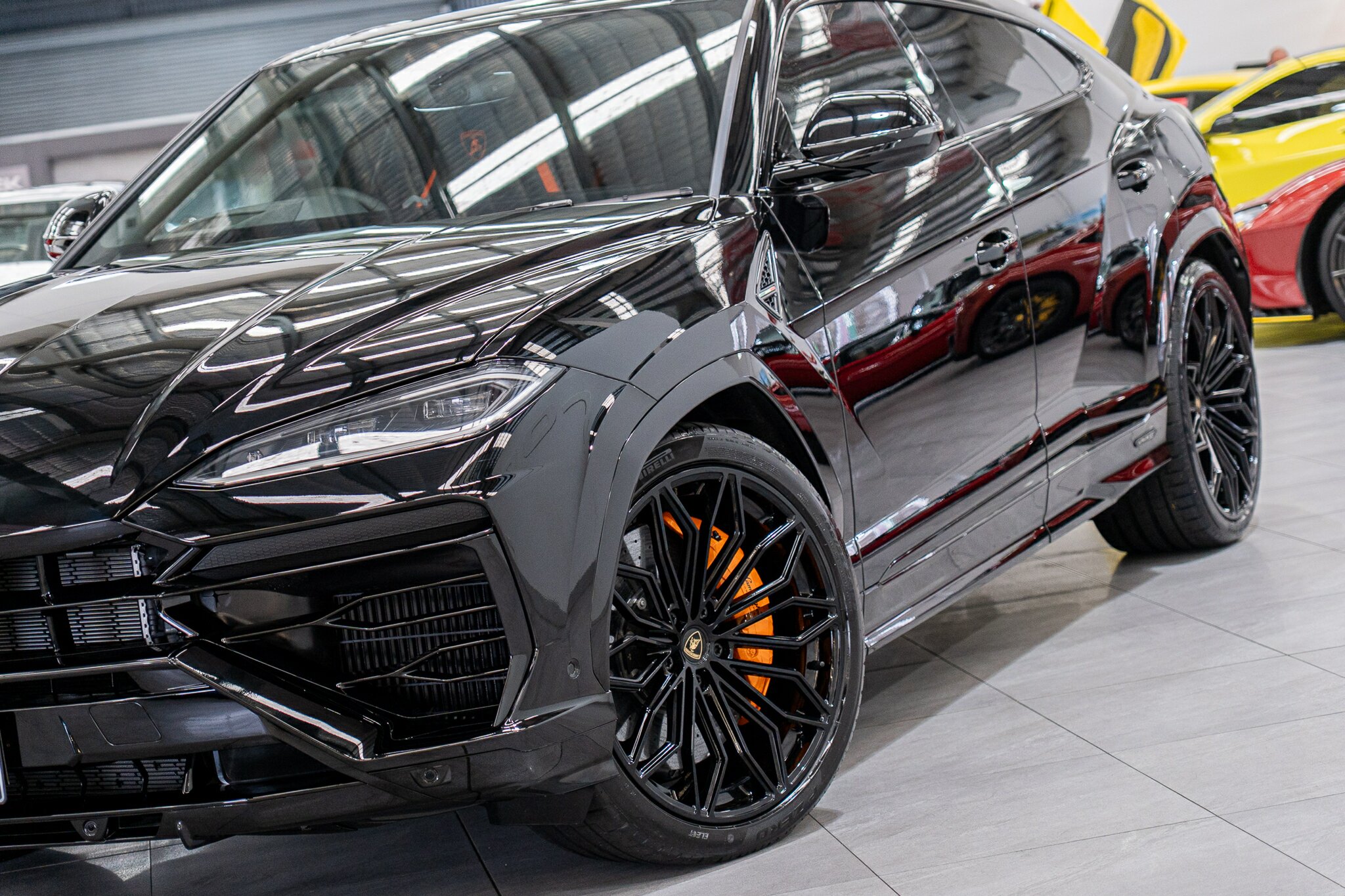 2025 LAMBORGHINI URUS 636 MY19 5 SEAT 8 SP AUTOMATIC 4D WAGON