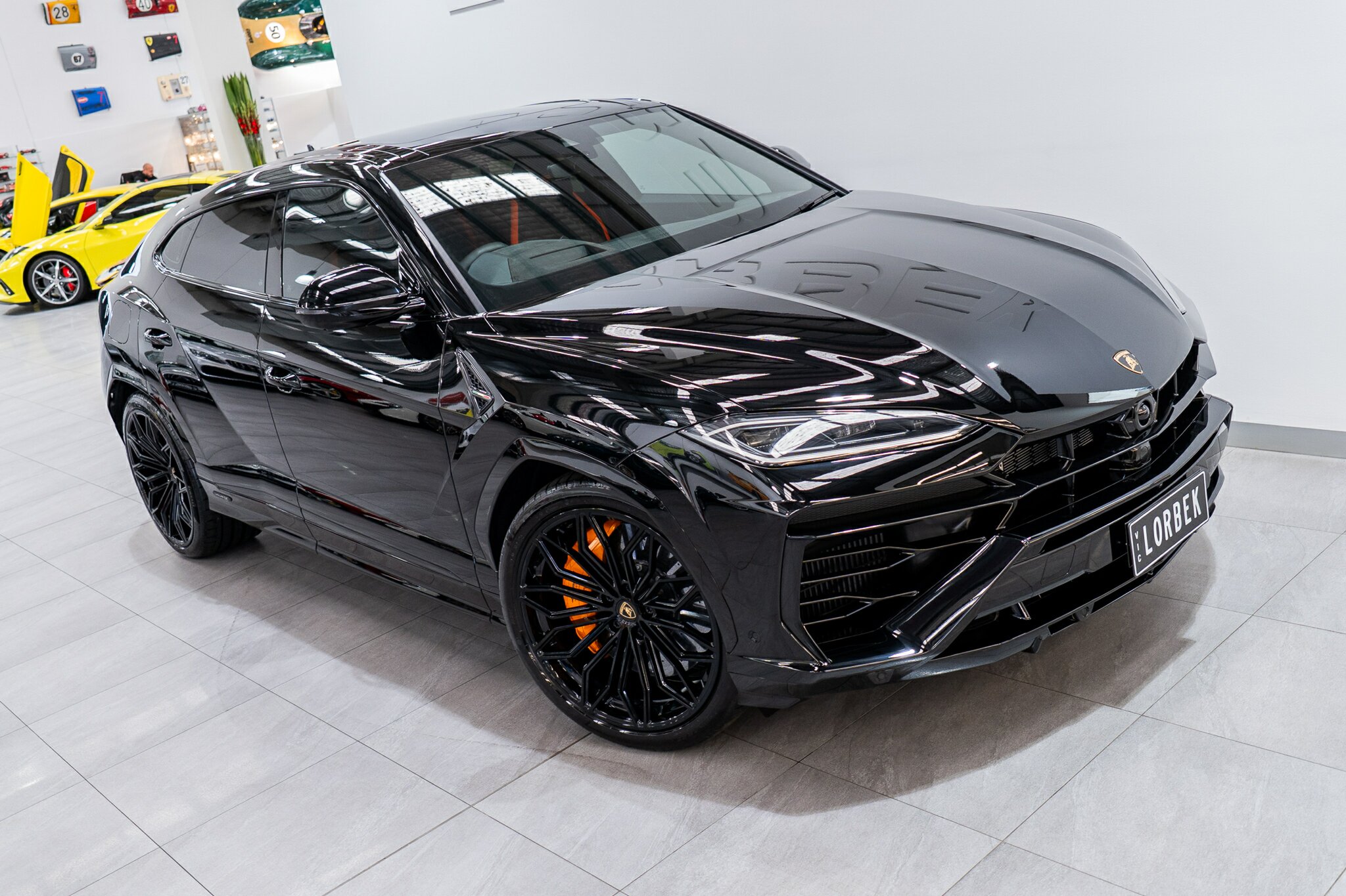 2025 LAMBORGHINI URUS 636 MY19 5 SEAT 8 SP AUTOMATIC 4D WAGON