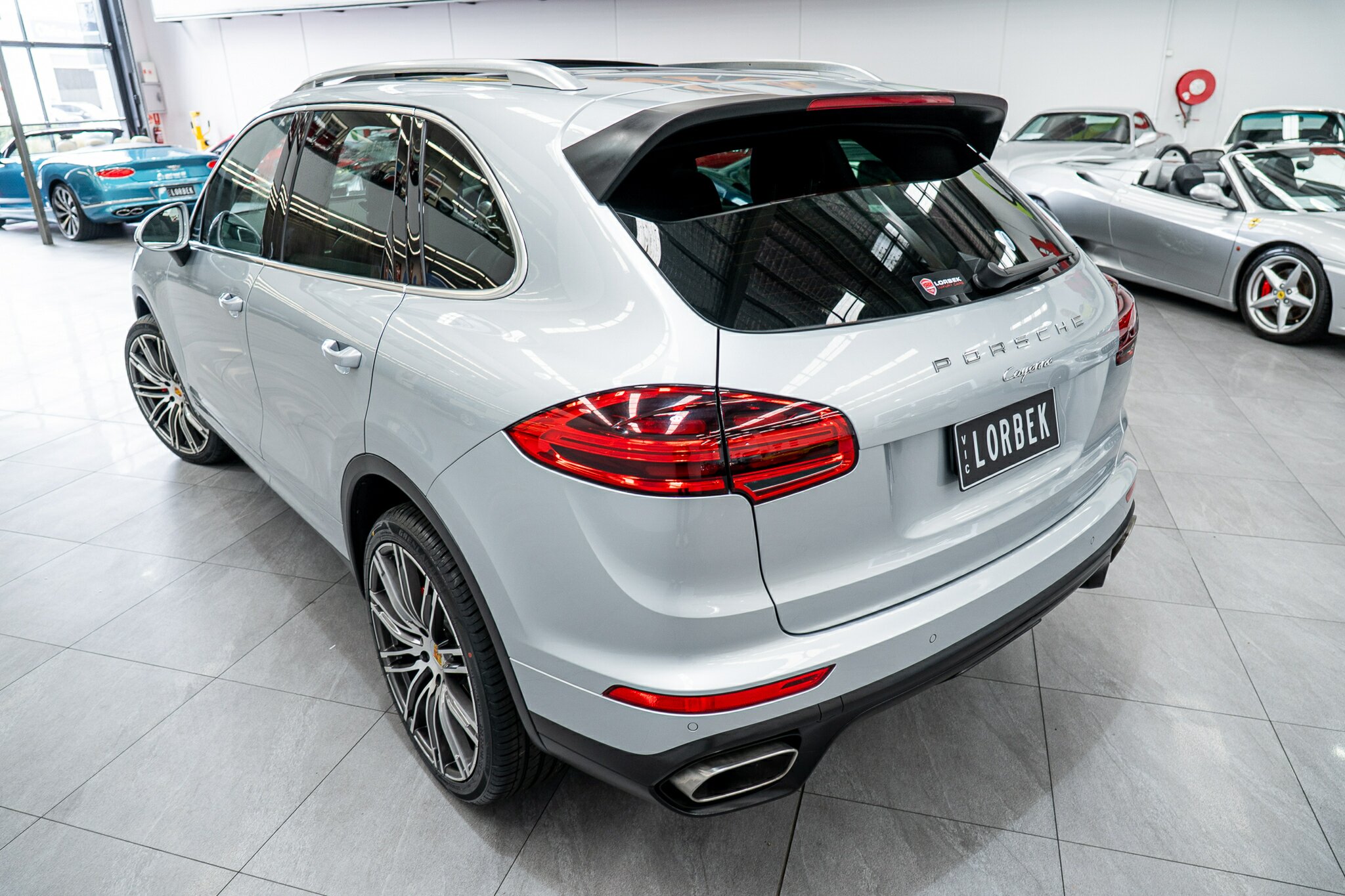 2015 PORSCHE CAYENNE SERIES 2 MY16 DIESEL 8 SP AUTOMATIC TIPTRONIC 4D WAGON