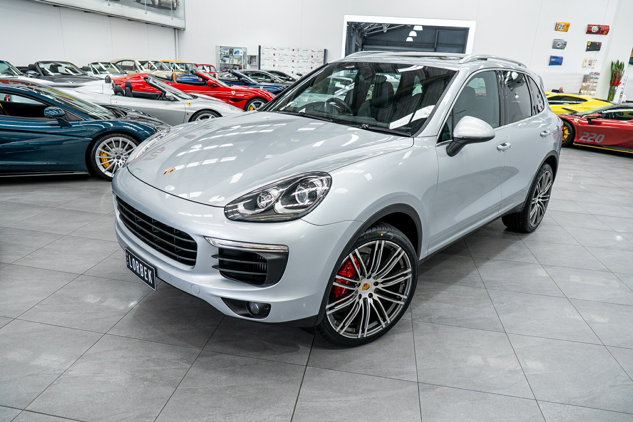 2015 PORSCHE CAYENNE SERIES 2 MY16 DIESEL 8 SP AUTOMATIC TIPTRONIC 4D WAGON