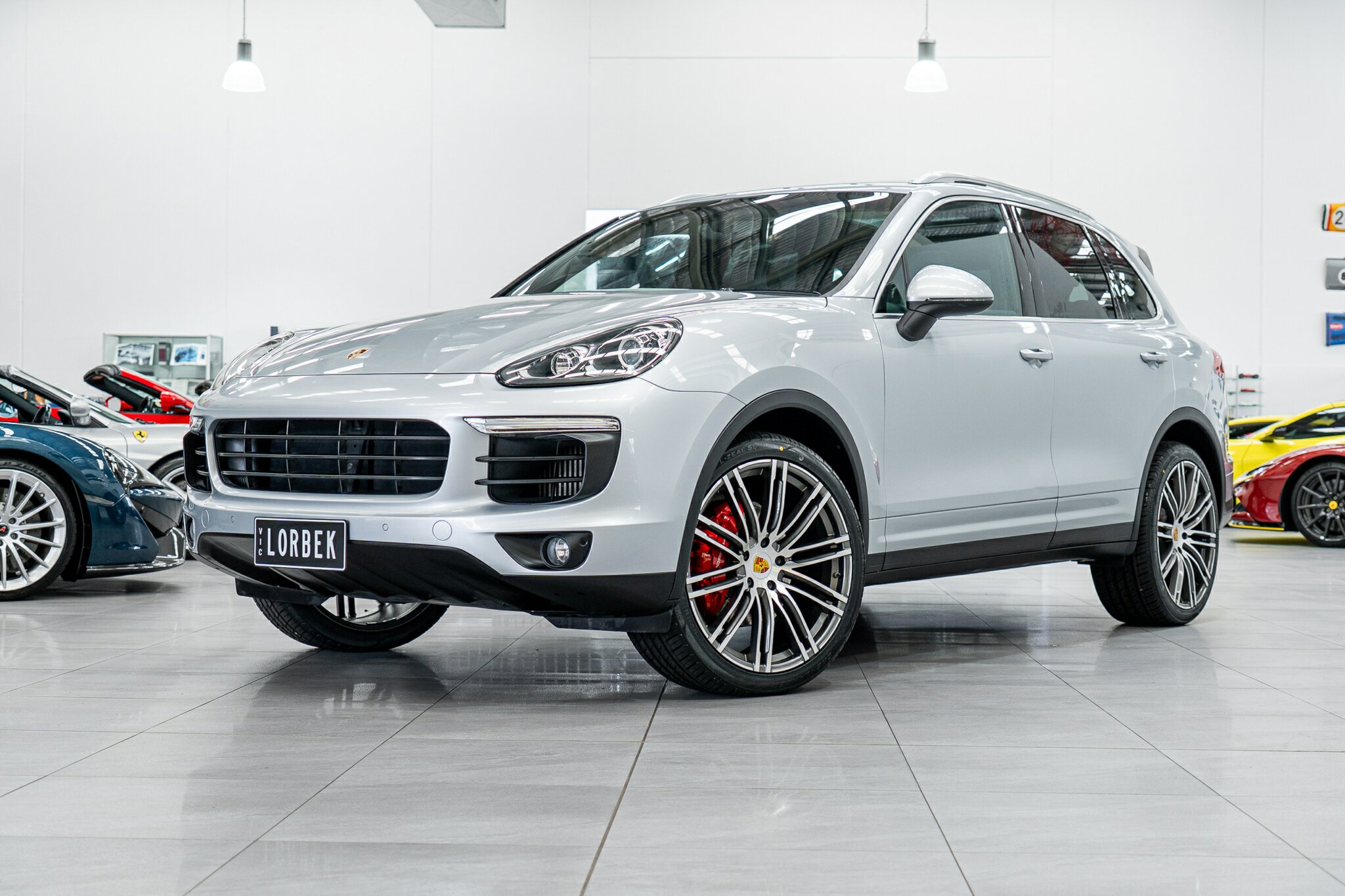 2015 PORSCHE CAYENNE SERIES 2 MY16 DIESEL 8 SP AUTOMATIC TIPTRONIC 4D WAGON