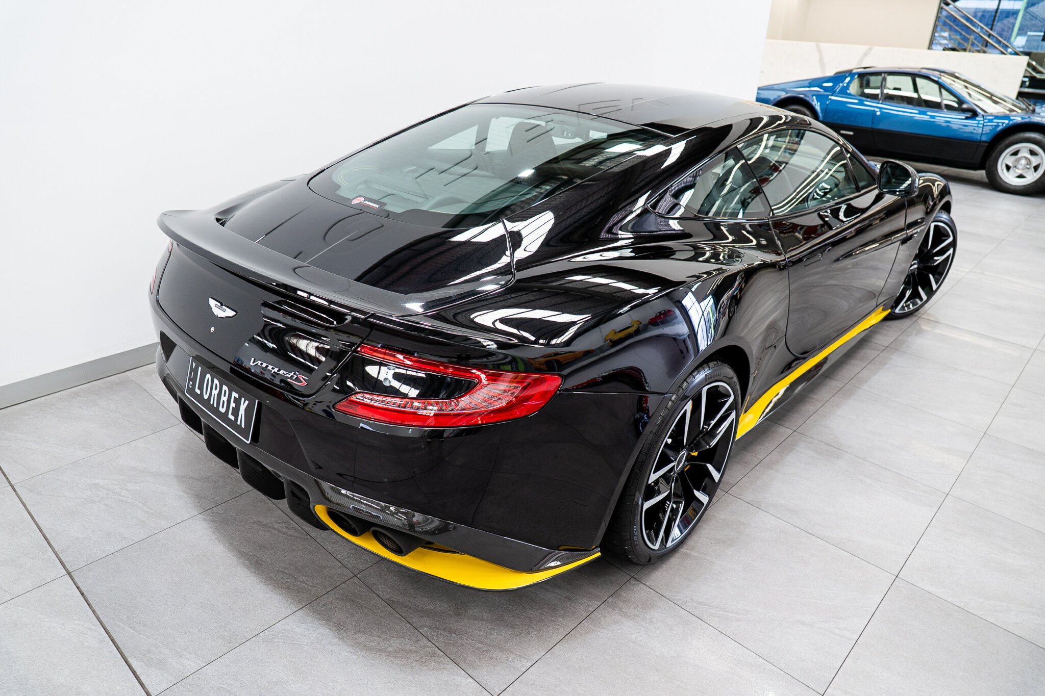 2017 ASTON MARTIN VANQUISH MY18 S 8 SP AUTOMATIC 2D SEDAN
