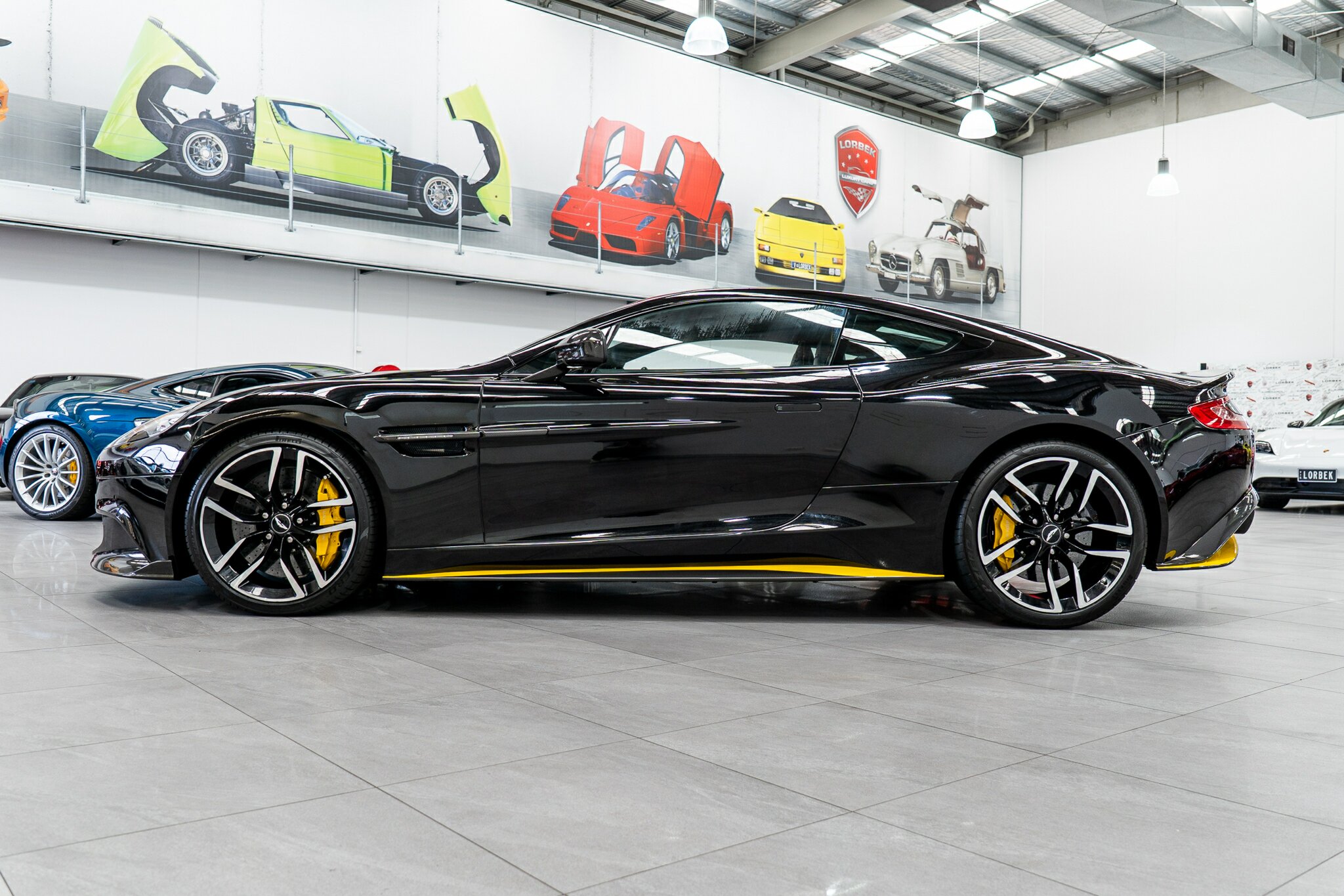2017 ASTON MARTIN VANQUISH MY18 S 8 SP AUTOMATIC 2D SEDAN