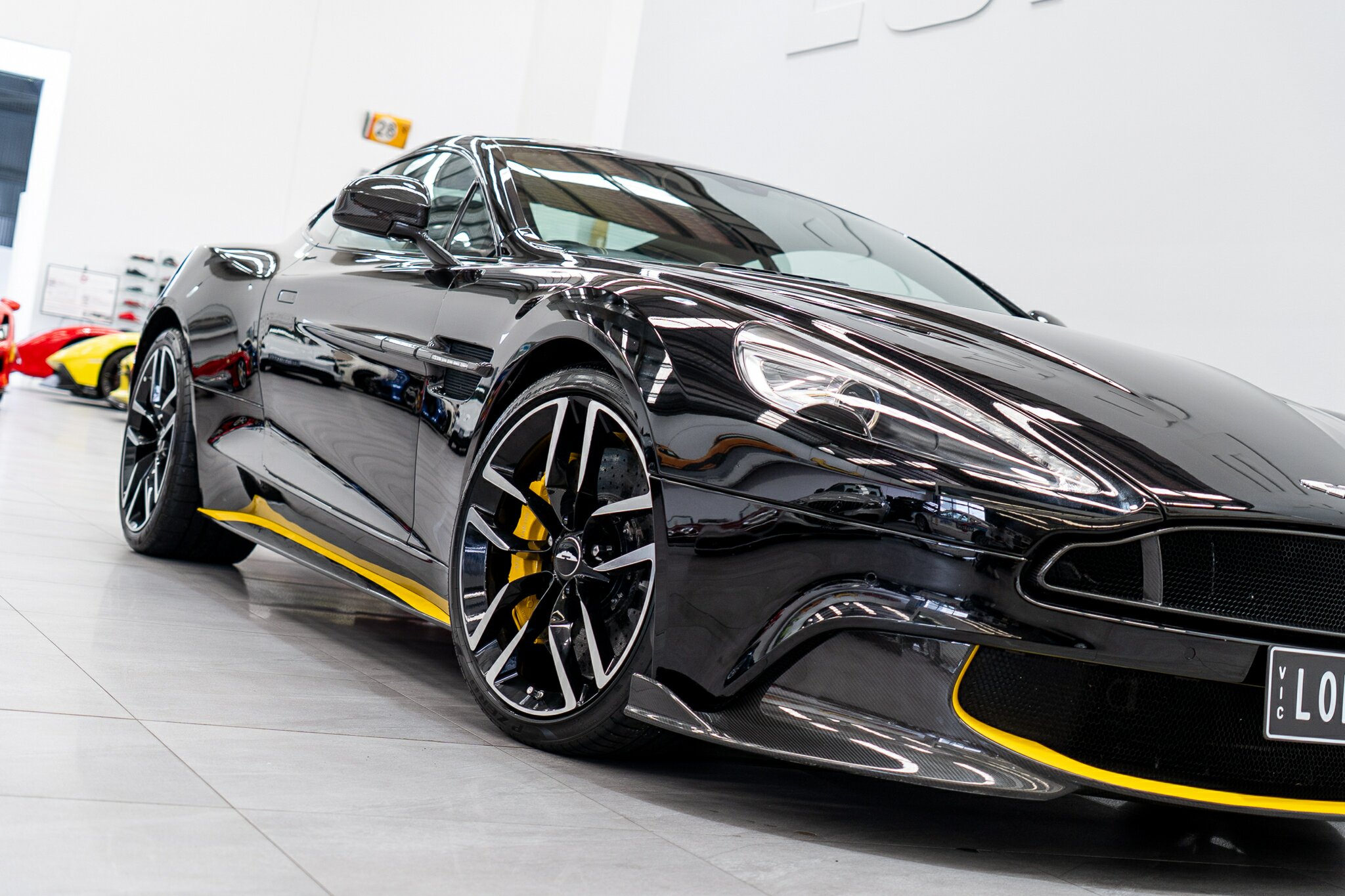 2017 ASTON MARTIN VANQUISH MY18 S 8 SP AUTOMATIC 2D SEDAN