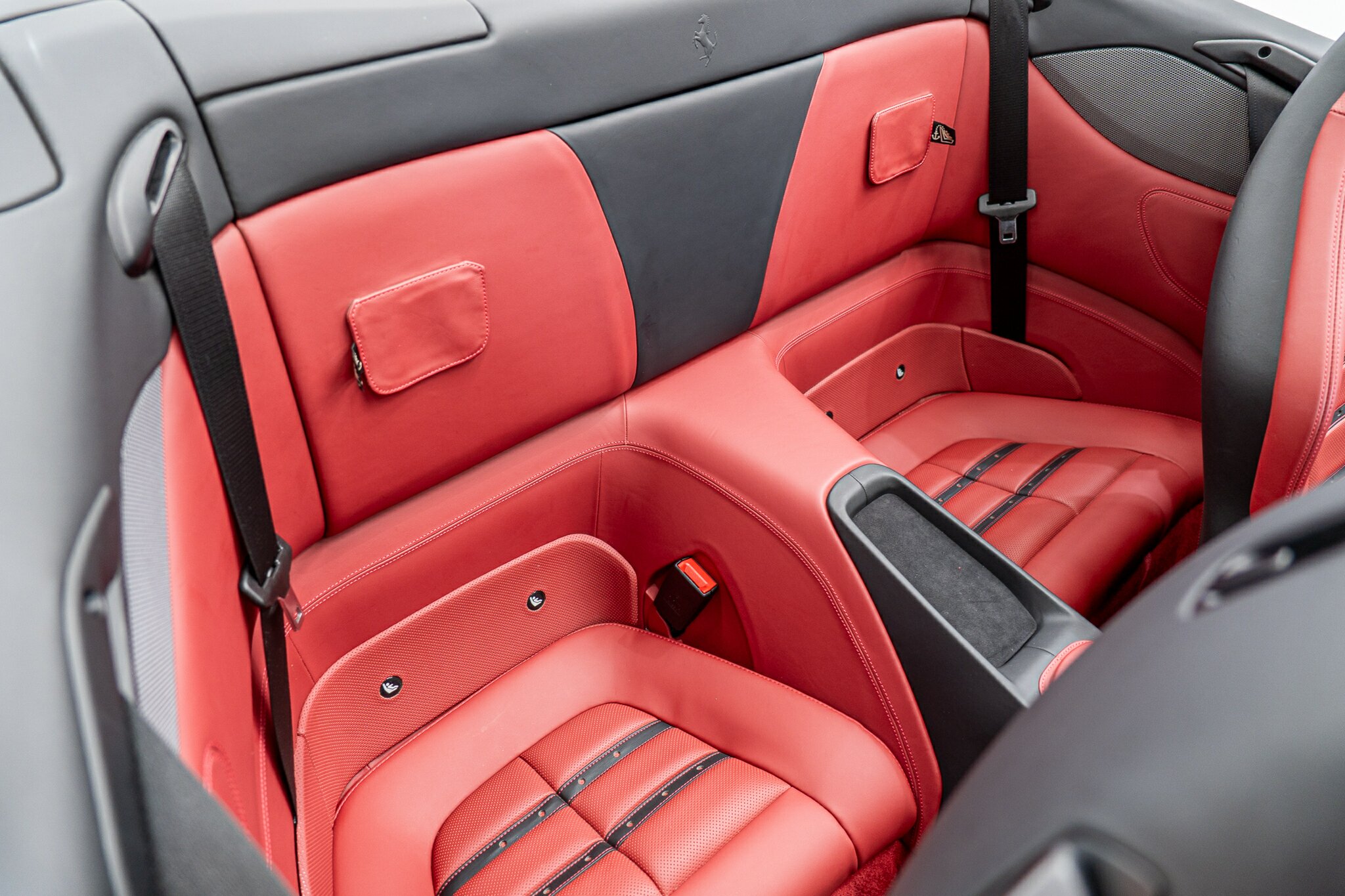 2019 FERRARI PORTOFINO 7 SP AUTO DUAL CLH SPORTS 2D CONVERTIBLE