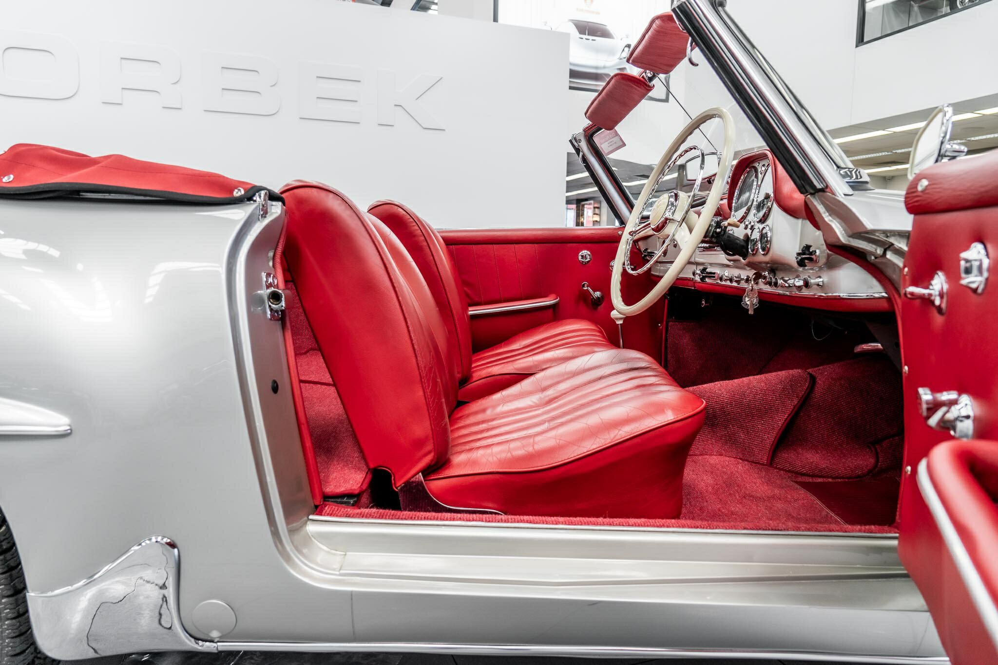 1962 MERCEDES-BENZ 190 121 SL 4 SP MANUAL 2D ROADSTER