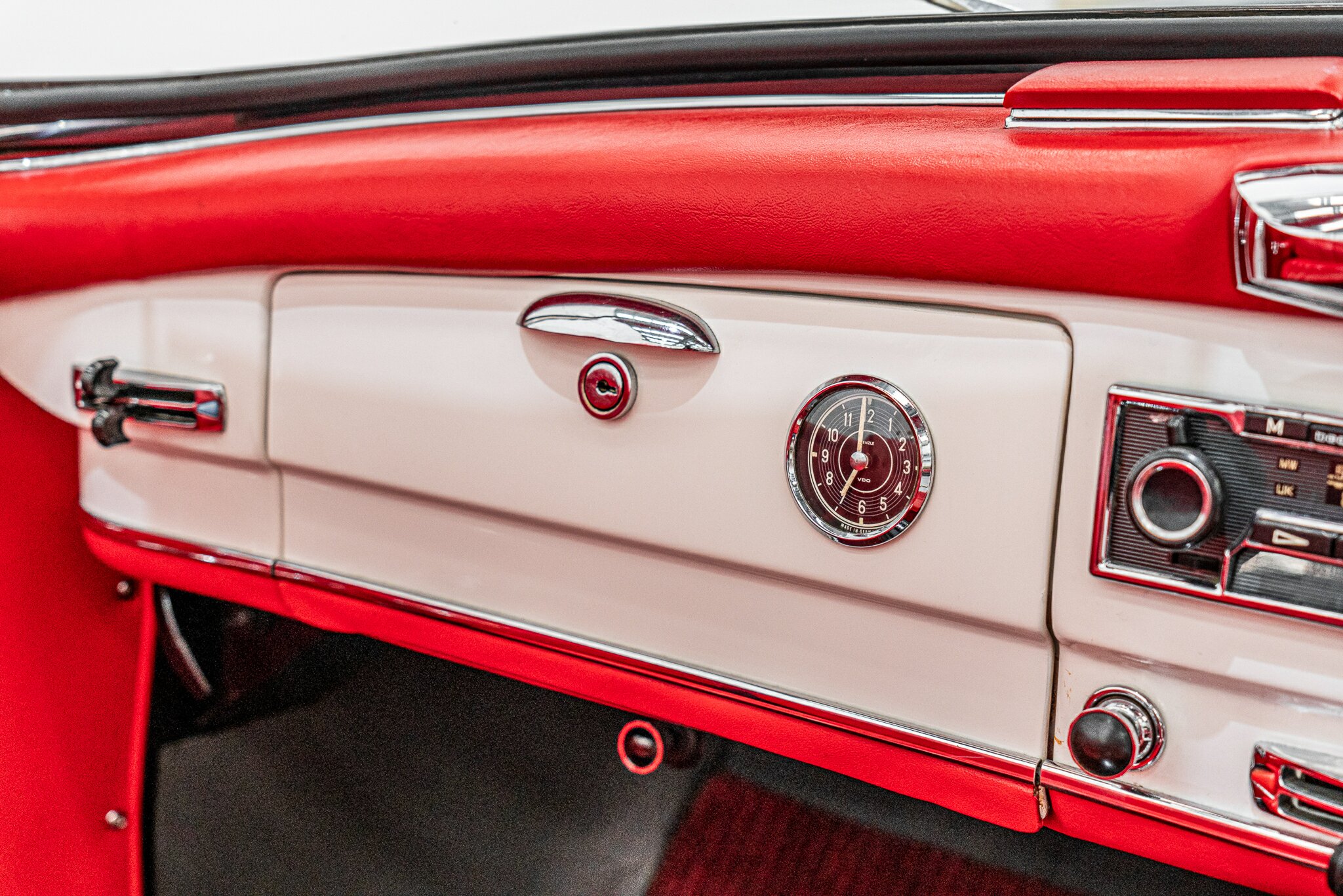 1962 MERCEDES-BENZ 190 121 SL 4 SP MANUAL 2D ROADSTER