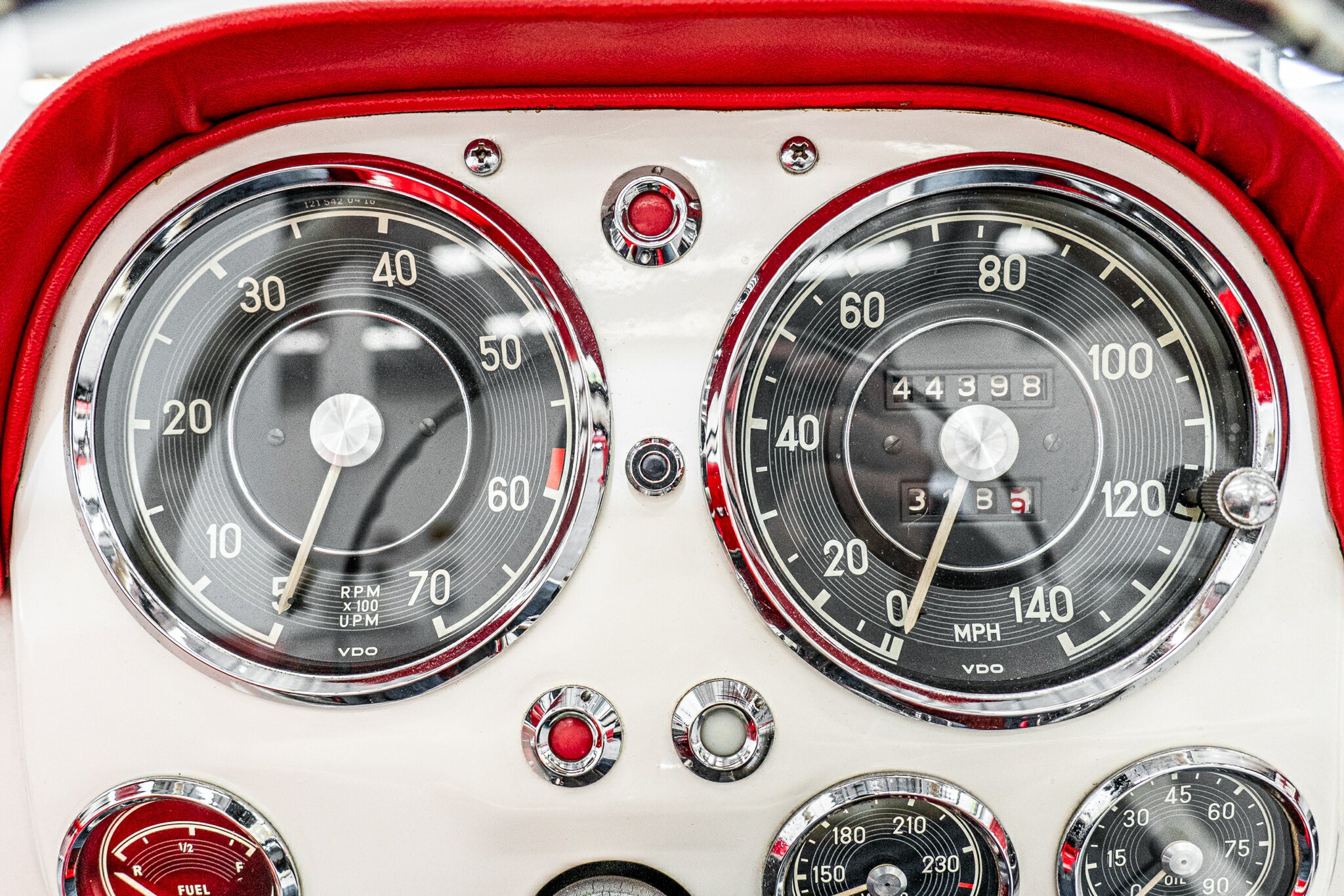 1962 MERCEDES-BENZ 190 121 SL 4 SP MANUAL 2D ROADSTER