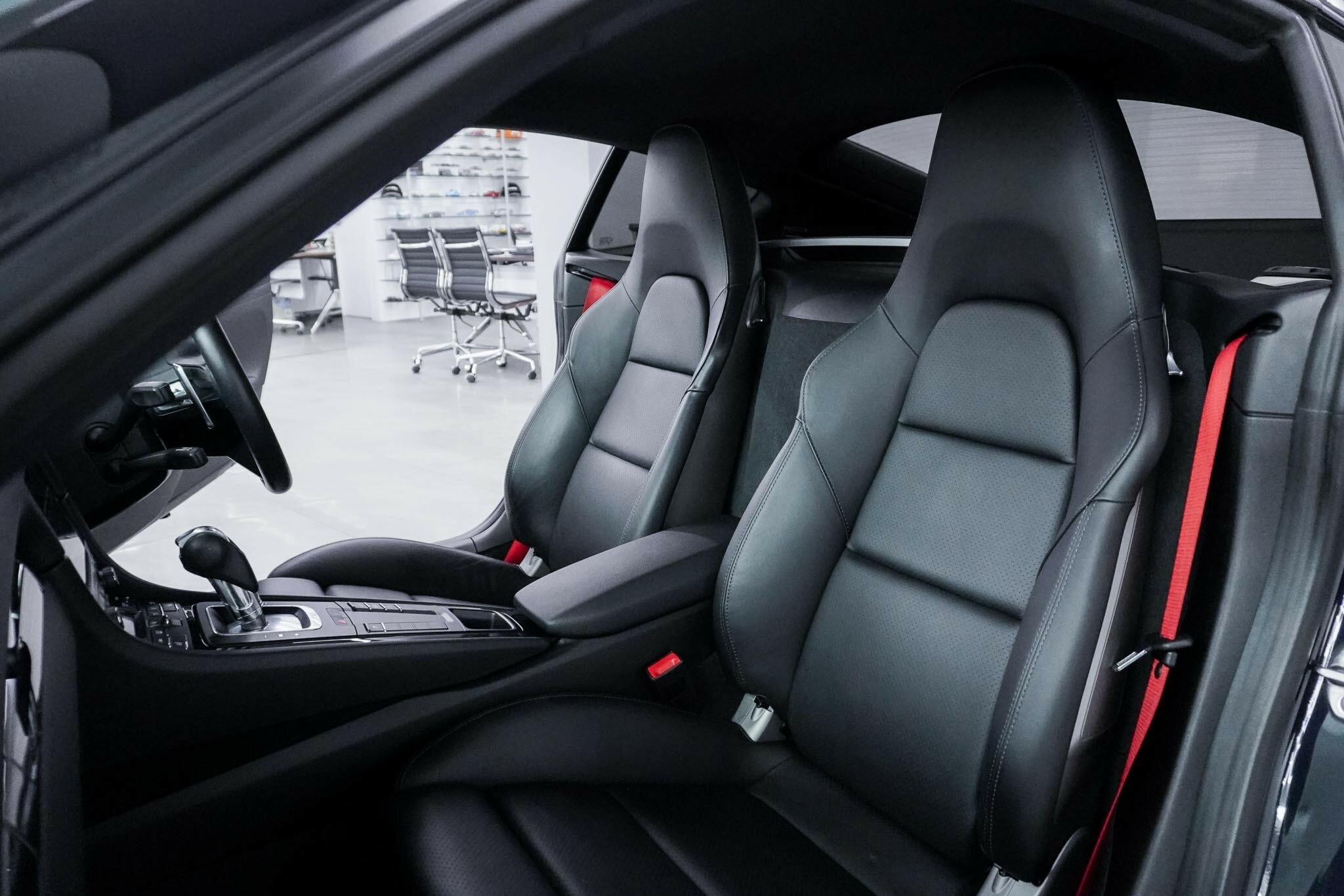 2019 PORSCHE 718 982 MY20 CAYMAN 7 SP AUTO DUAL CLUTCH SEDAN
