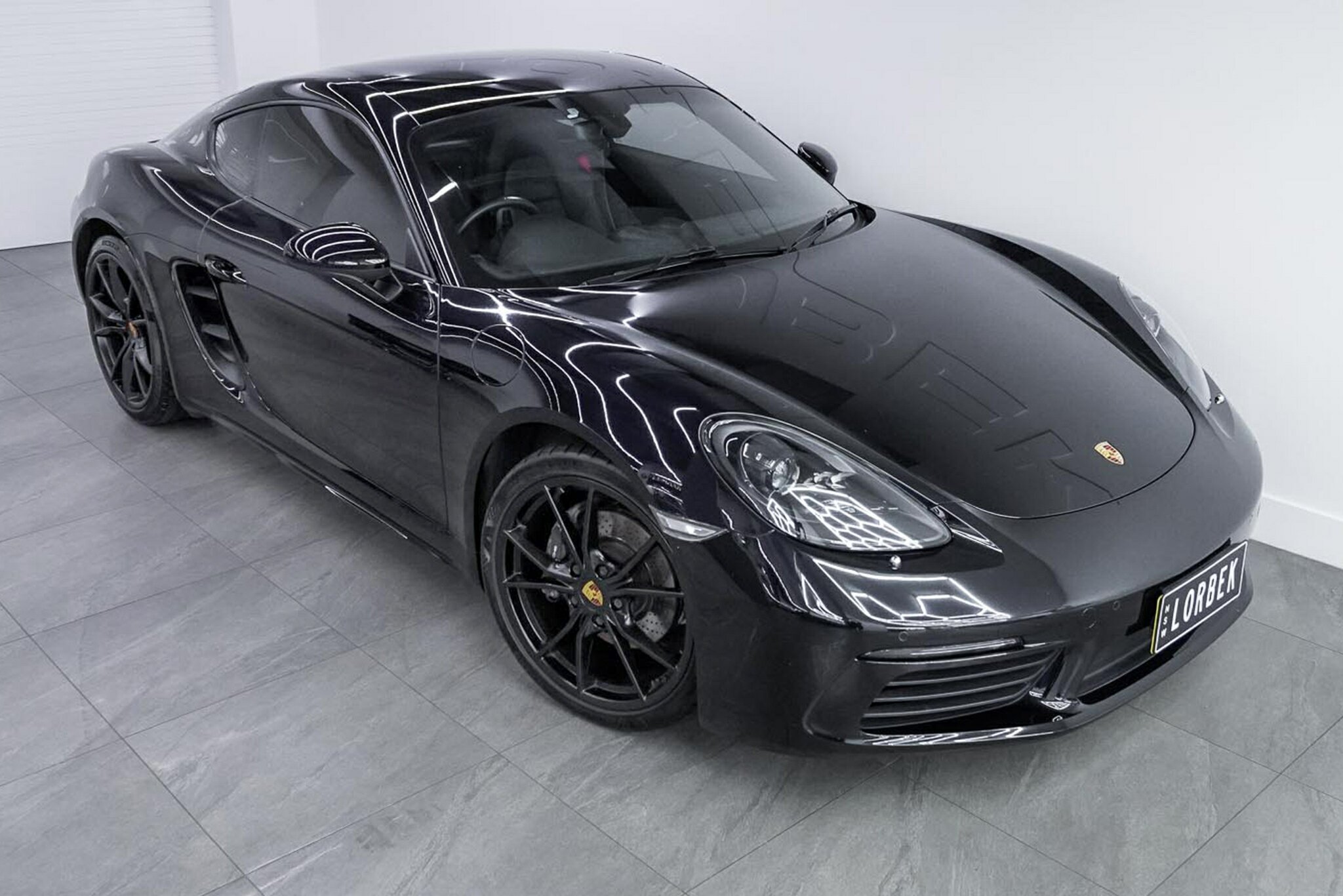 2019 PORSCHE 718 982 MY20 CAYMAN 7 SP AUTO DUAL CLUTCH SEDAN