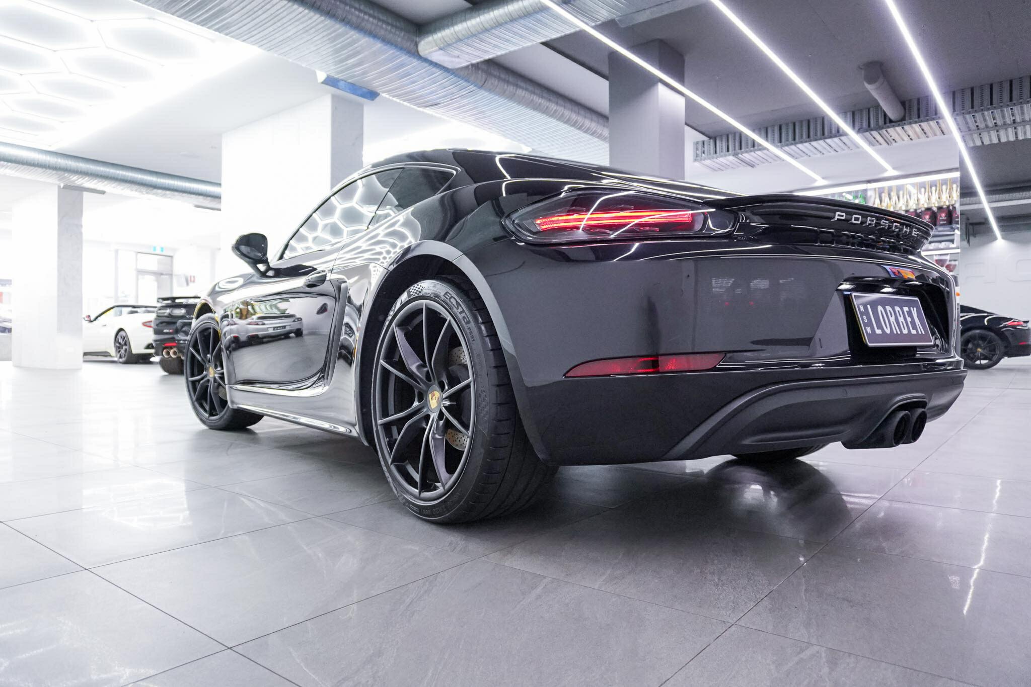 2019 PORSCHE 718 982 MY20 CAYMAN 7 SP AUTO DUAL CLUTCH SEDAN