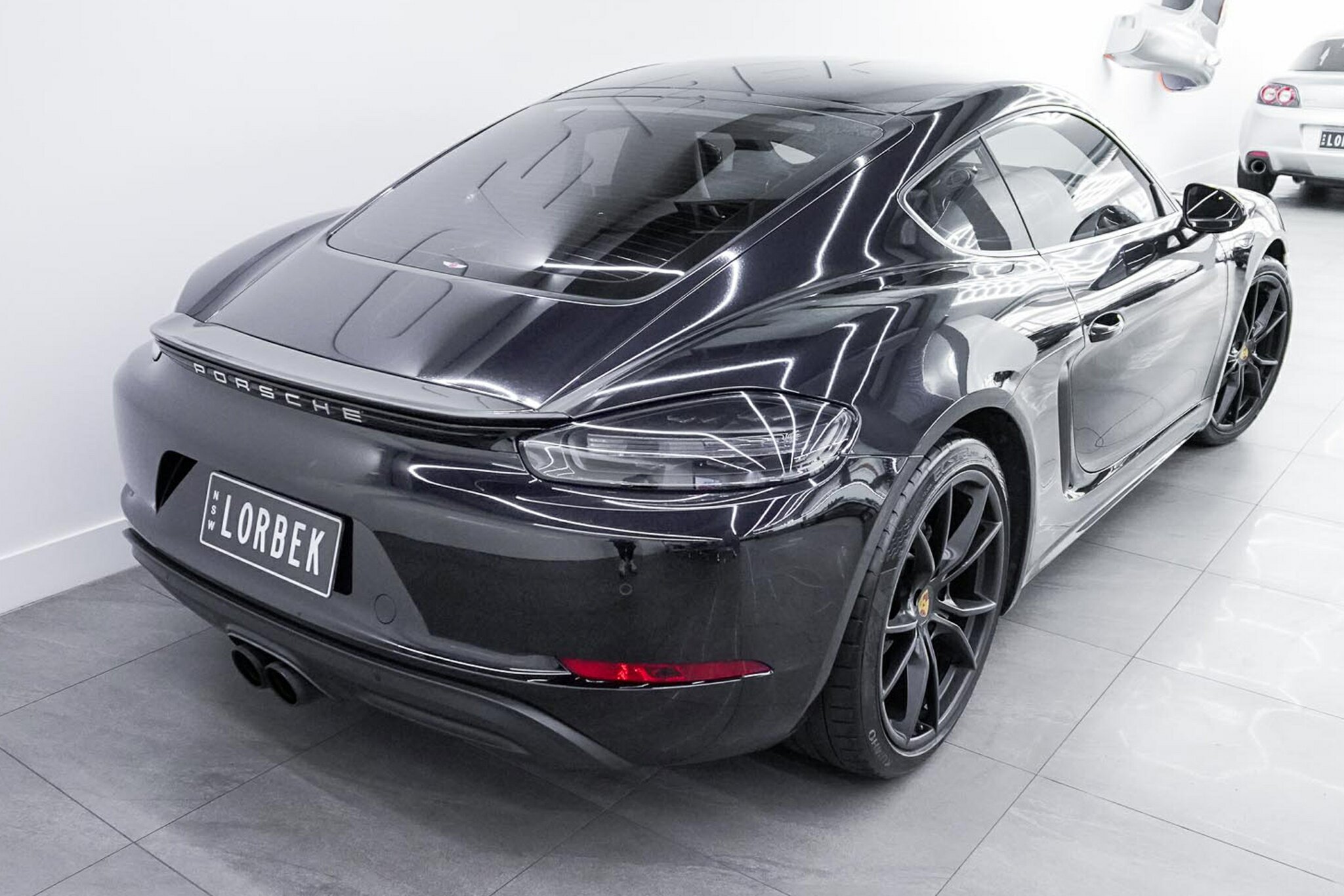 2019 PORSCHE 718 982 MY20 CAYMAN 7 SP AUTO DUAL CLUTCH SEDAN