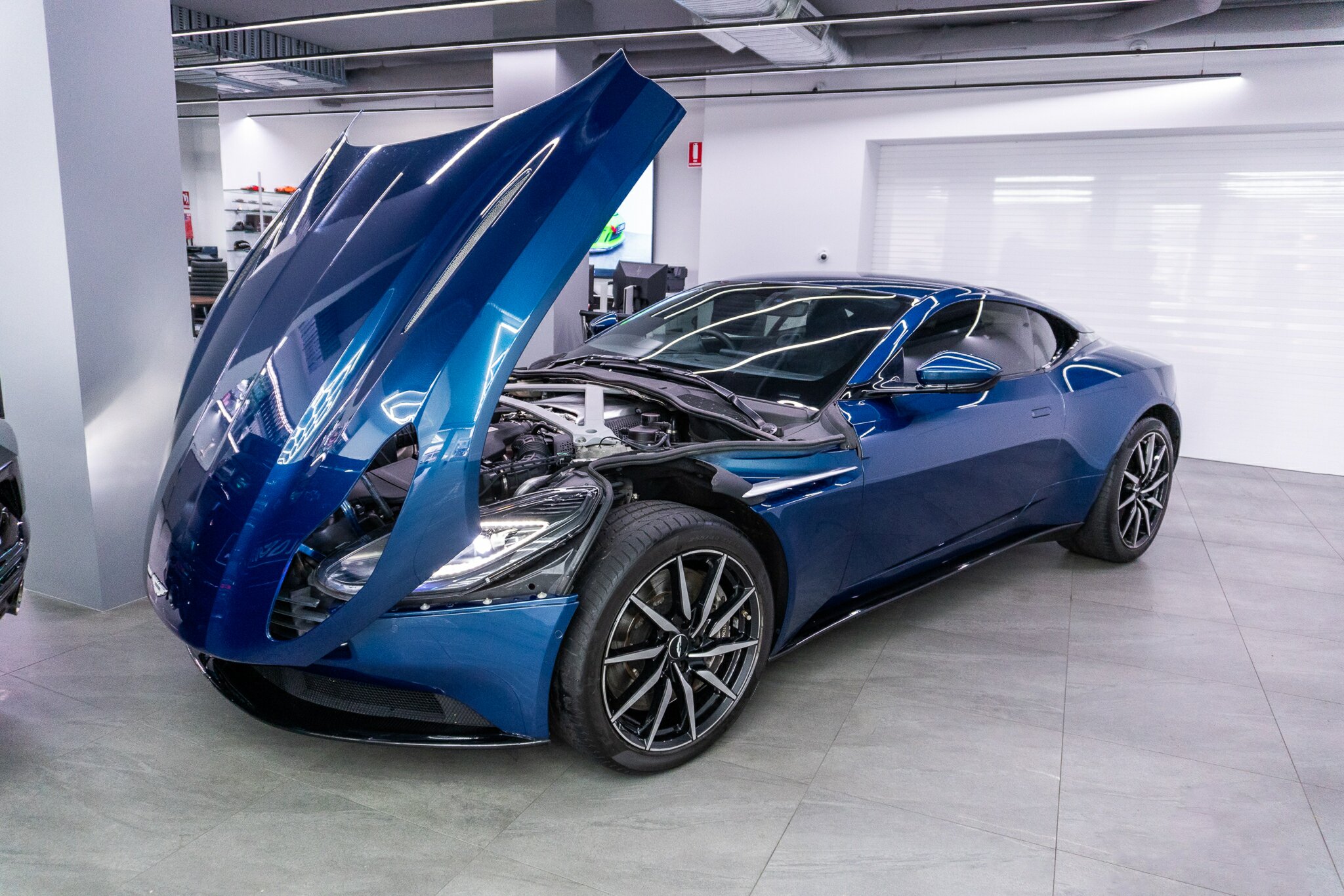 2017 ASTON MARTIN DB11 MY18.5 8 SP AUTO STEPTRONIC SPRT SEDAN