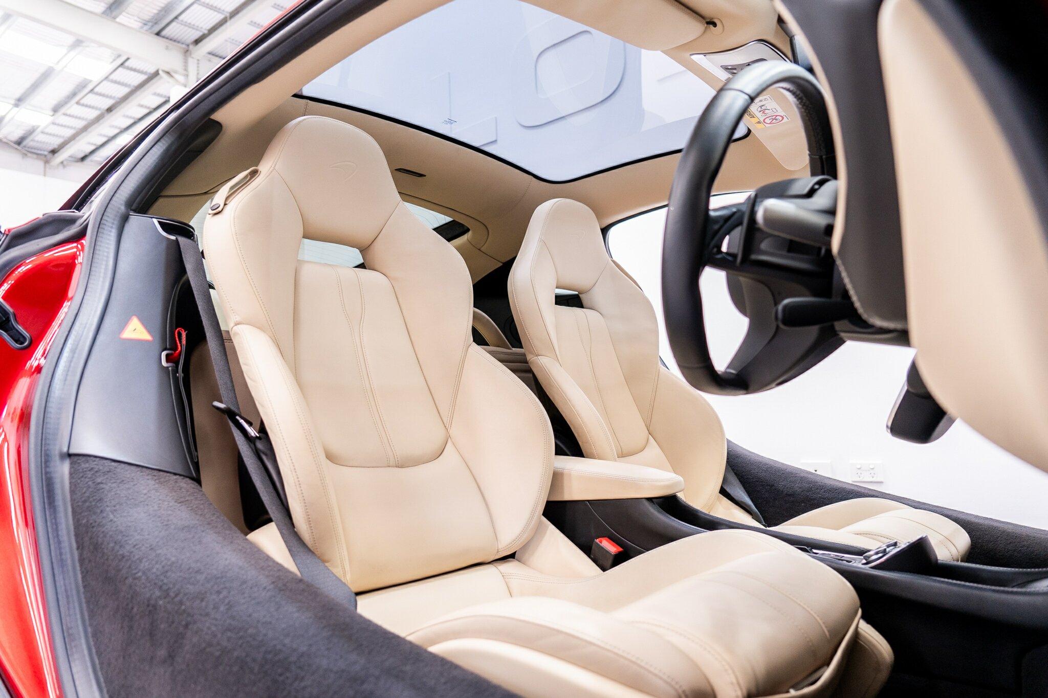 2016 McLAREN 570GT MY17 7 SP AUTO DUAL CLUTCH SEDAN