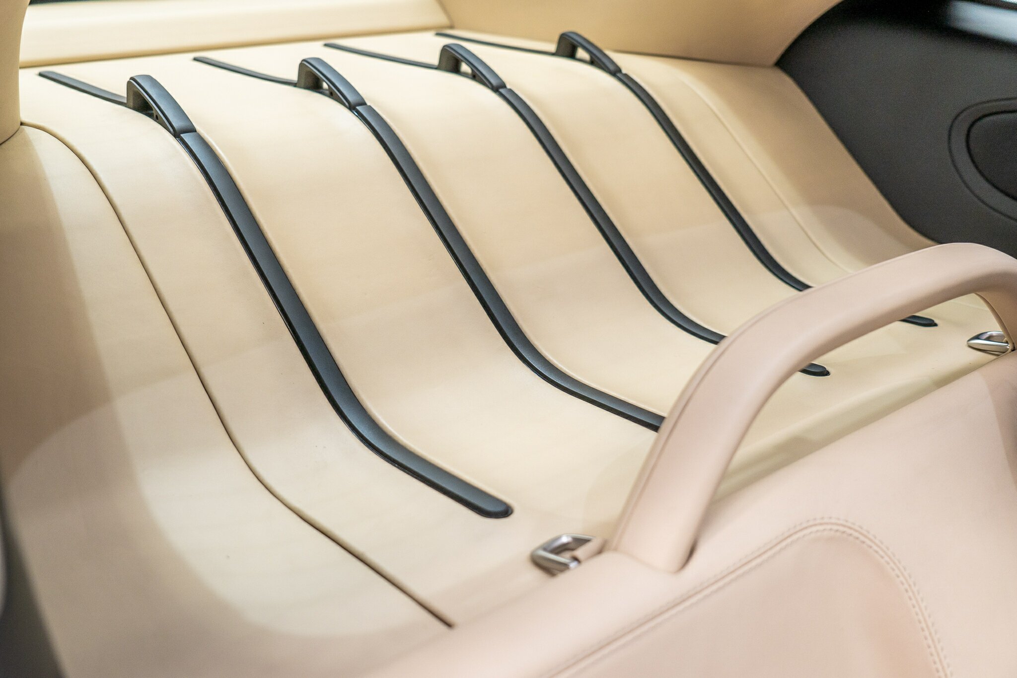 2016 McLAREN 570GT MY17 7 SP AUTO DUAL CLUTCH SEDAN