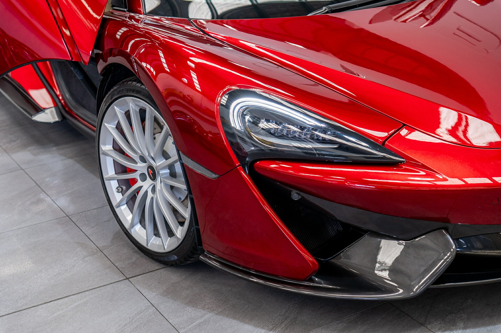 2016 McLAREN 570GT MY17 7 SP AUTO DUAL CLUTCH SEDAN