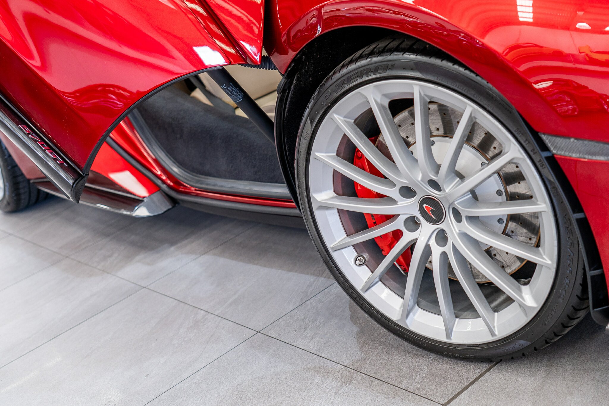2016 McLAREN 570GT MY17 7 SP AUTO DUAL CLUTCH SEDAN