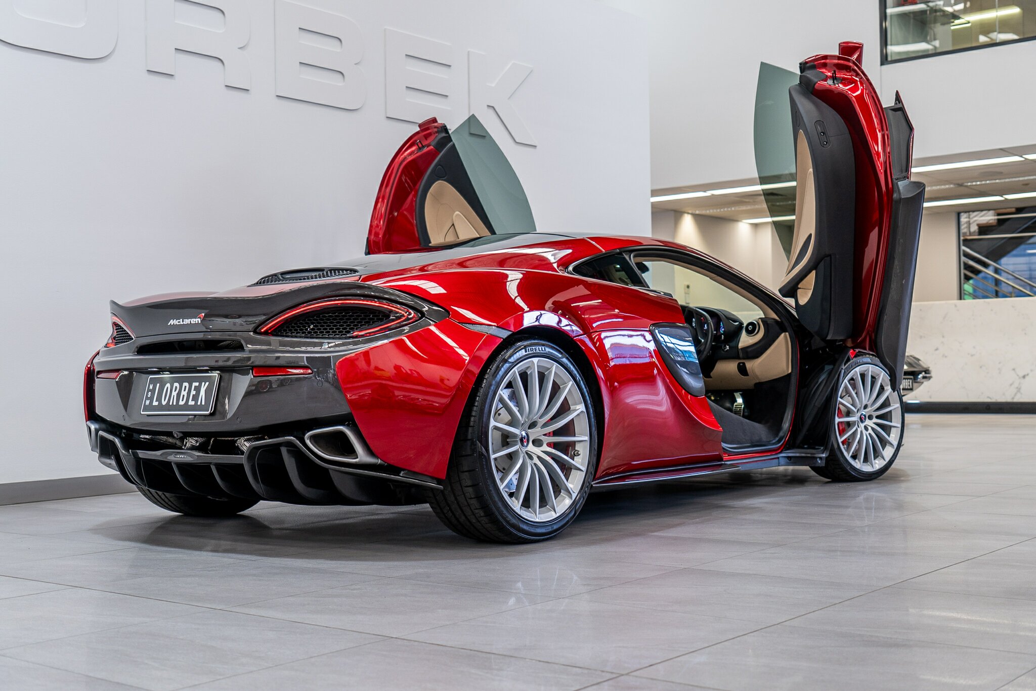 2016 McLAREN 570GT MY17 7 SP AUTO DUAL CLUTCH SEDAN