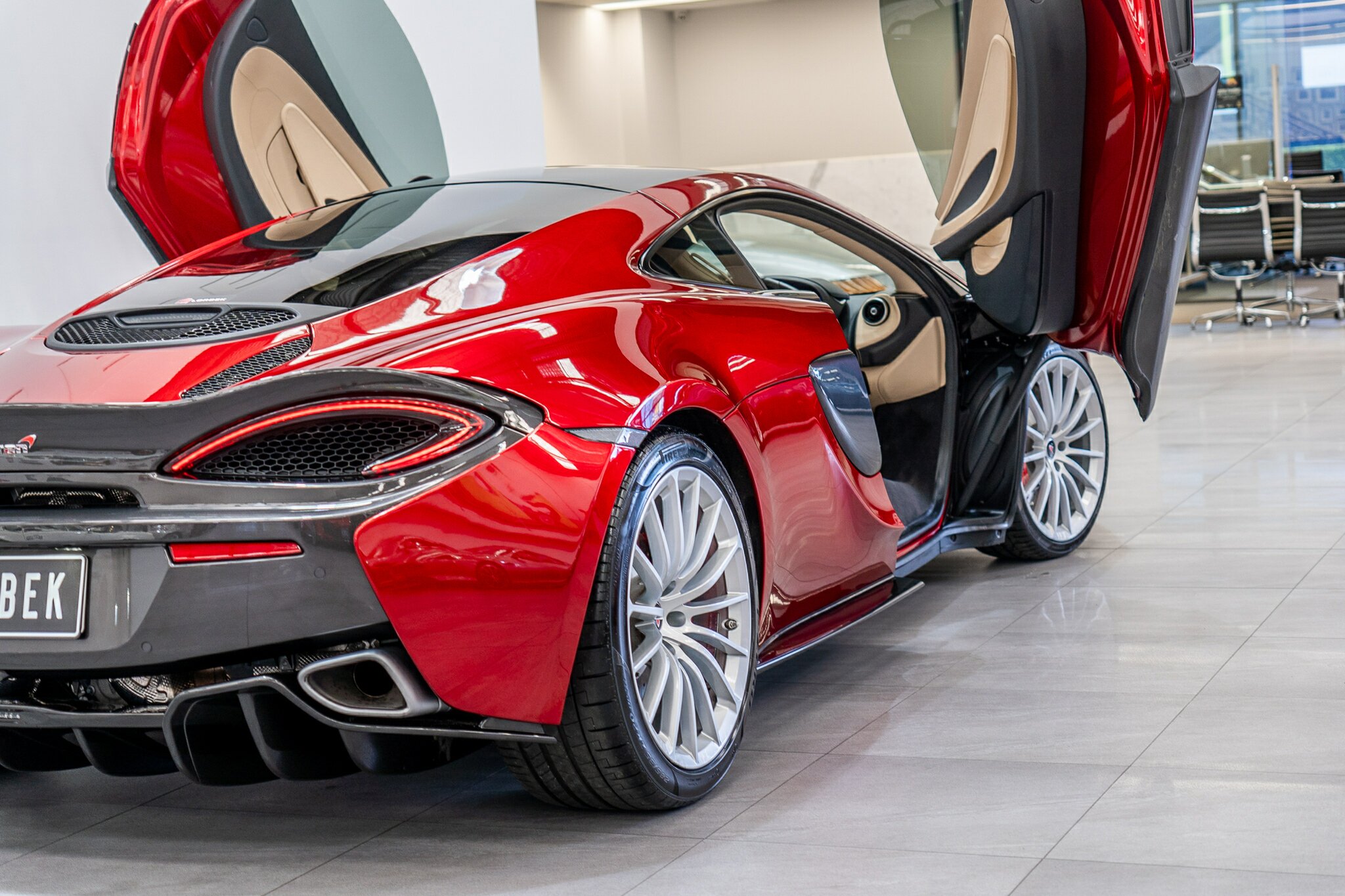 2016 McLAREN 570GT MY17 7 SP AUTO DUAL CLUTCH SEDAN