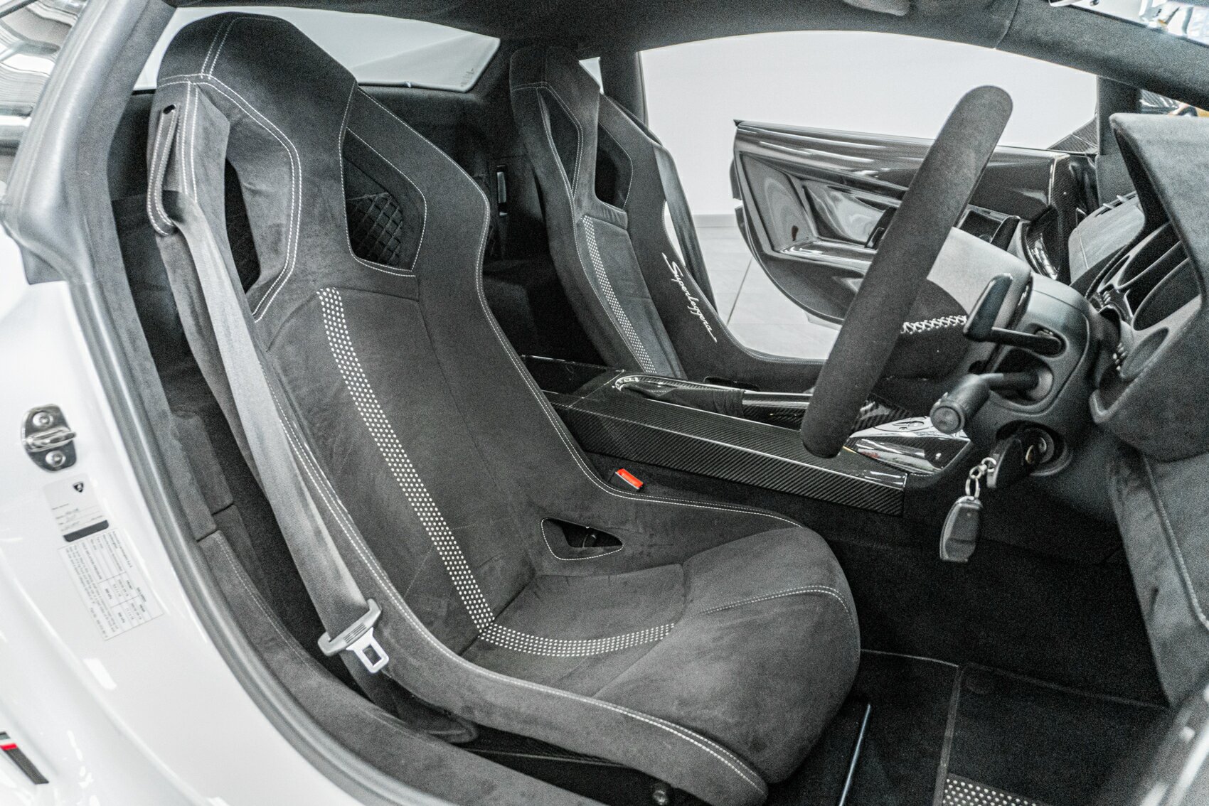 2010 LAMBORGHINI GALLARDO LP570-4 SUPERLEGGERA 6 SP AUTO SEQUENTIAL SEDAN