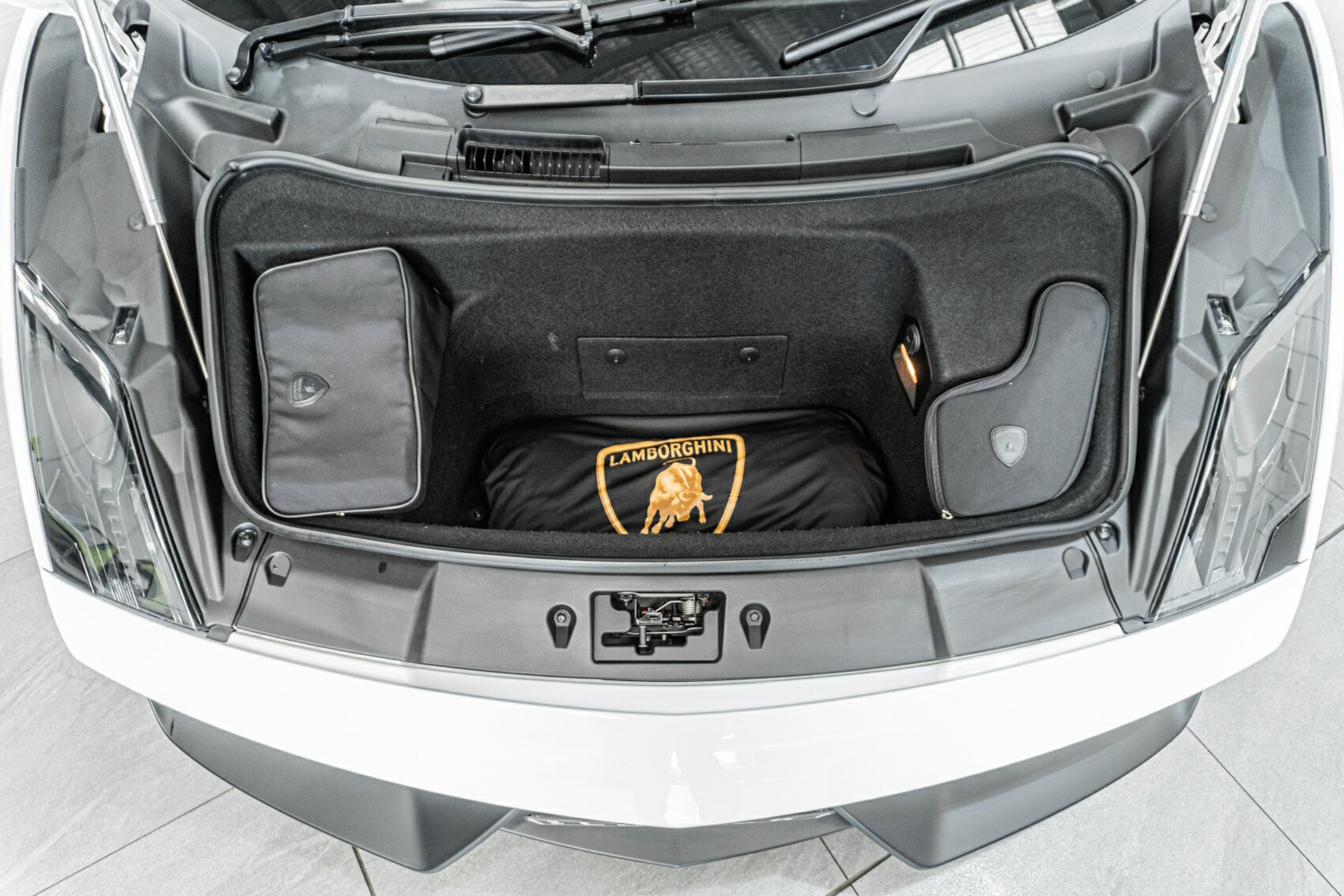 2010 LAMBORGHINI GALLARDO LP570-4 SUPERLEGGERA 6 SP AUTO SEQUENTIAL SEDAN