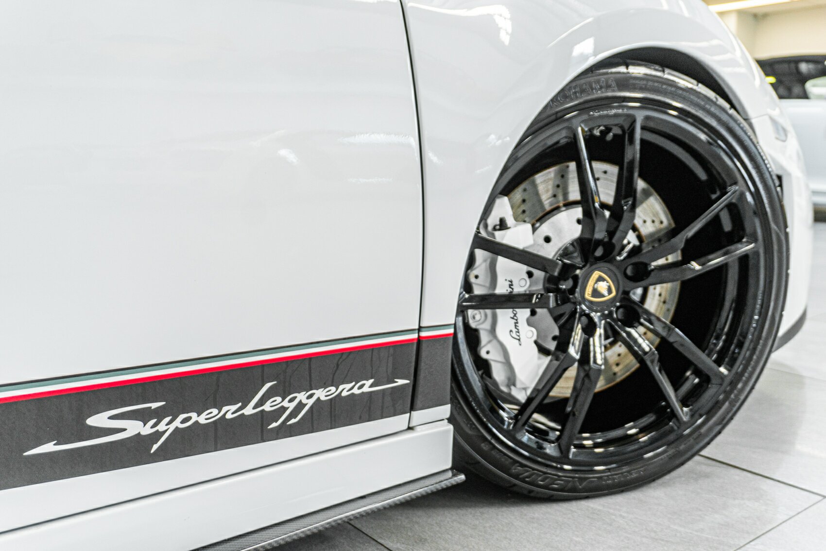 2010 LAMBORGHINI GALLARDO LP570-4 SUPERLEGGERA 6 SP AUTO SEQUENTIAL SEDAN