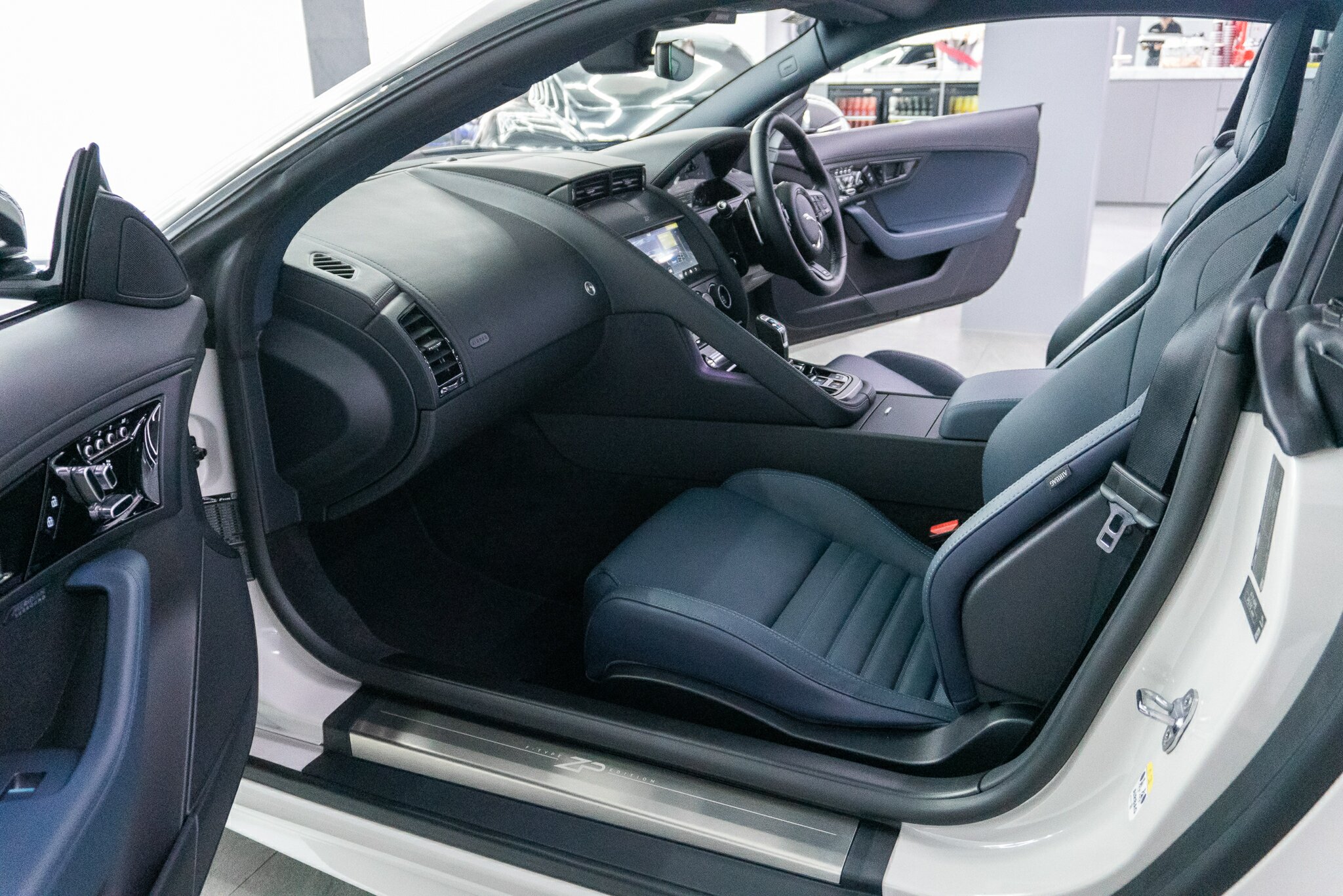 2024 JAGUAR F-TYPE X152 MY24 ZP EDITION P575 AWD (423KW) 8 SP AUTOMATIC SEDAN