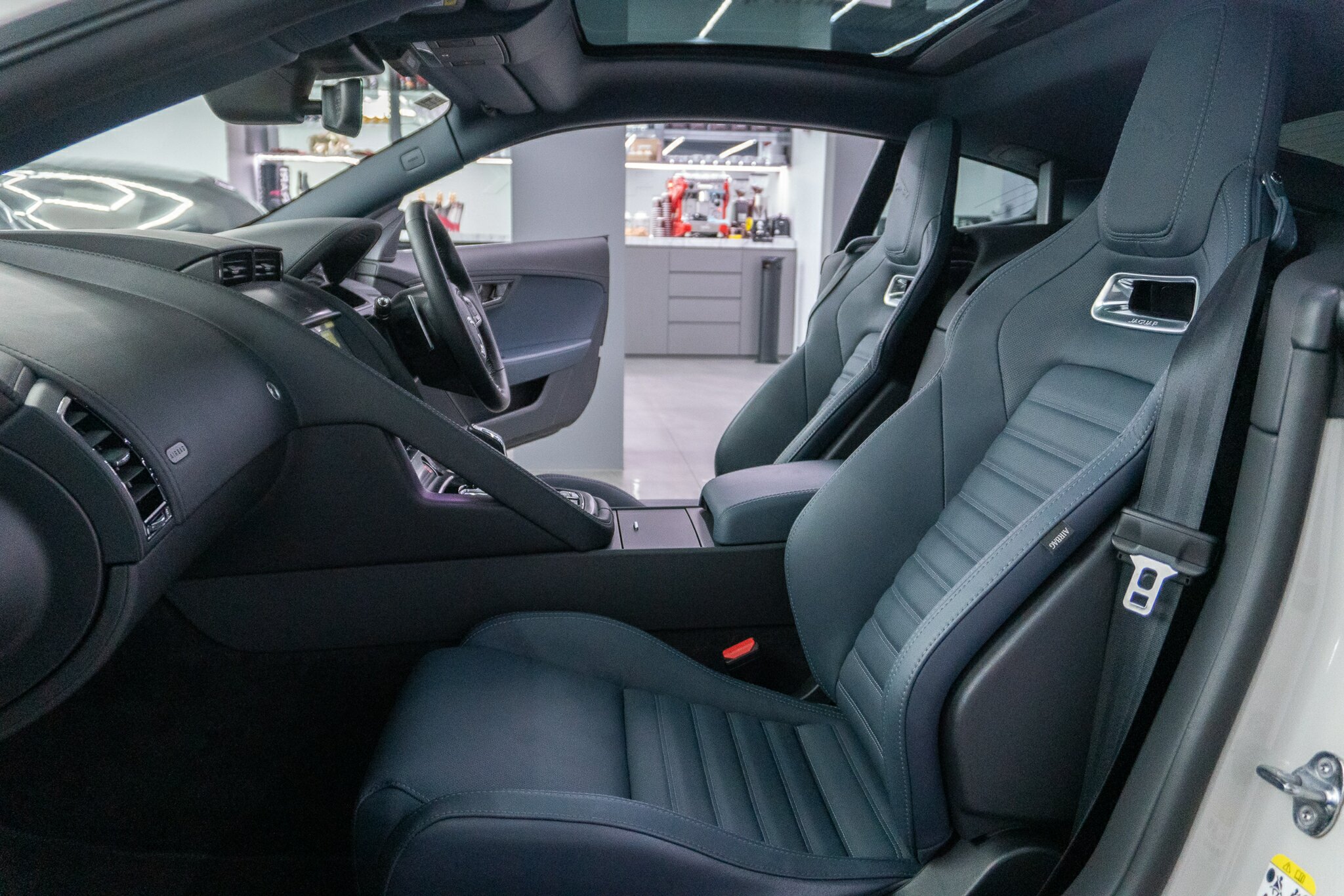 2024 JAGUAR F-TYPE X152 MY24 ZP EDITION P575 AWD (423KW) 8 SP AUTOMATIC SEDAN