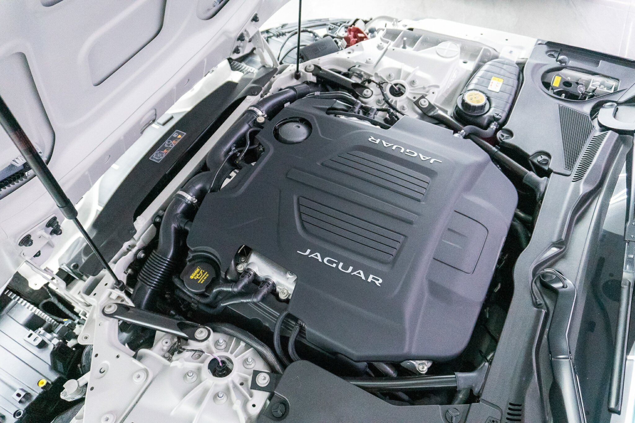 2024 JAGUAR F-TYPE X152 MY24 ZP EDITION P575 AWD (423KW) 8 SP AUTOMATIC SEDAN
