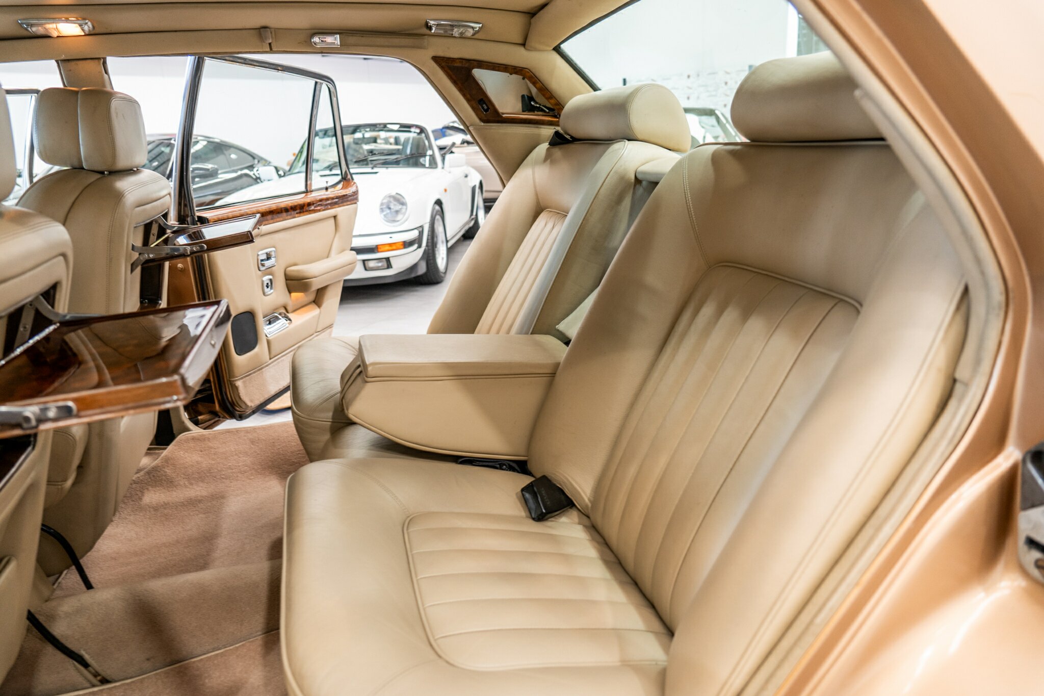 1982 BENTLEY MULSANNE 3 SP AUTOMATIC 4D SALOON